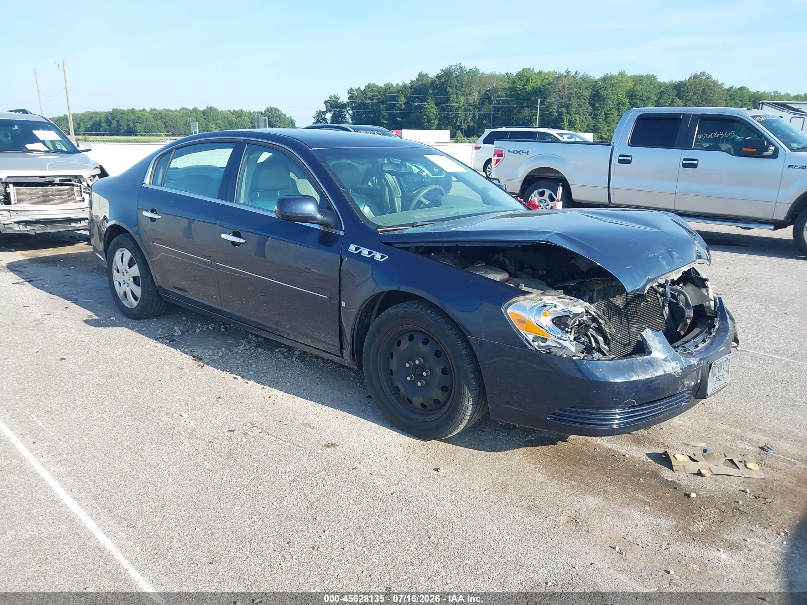 2008 Buick Lucerne CXL, VIN 1G4HD57288U207506 — Перед