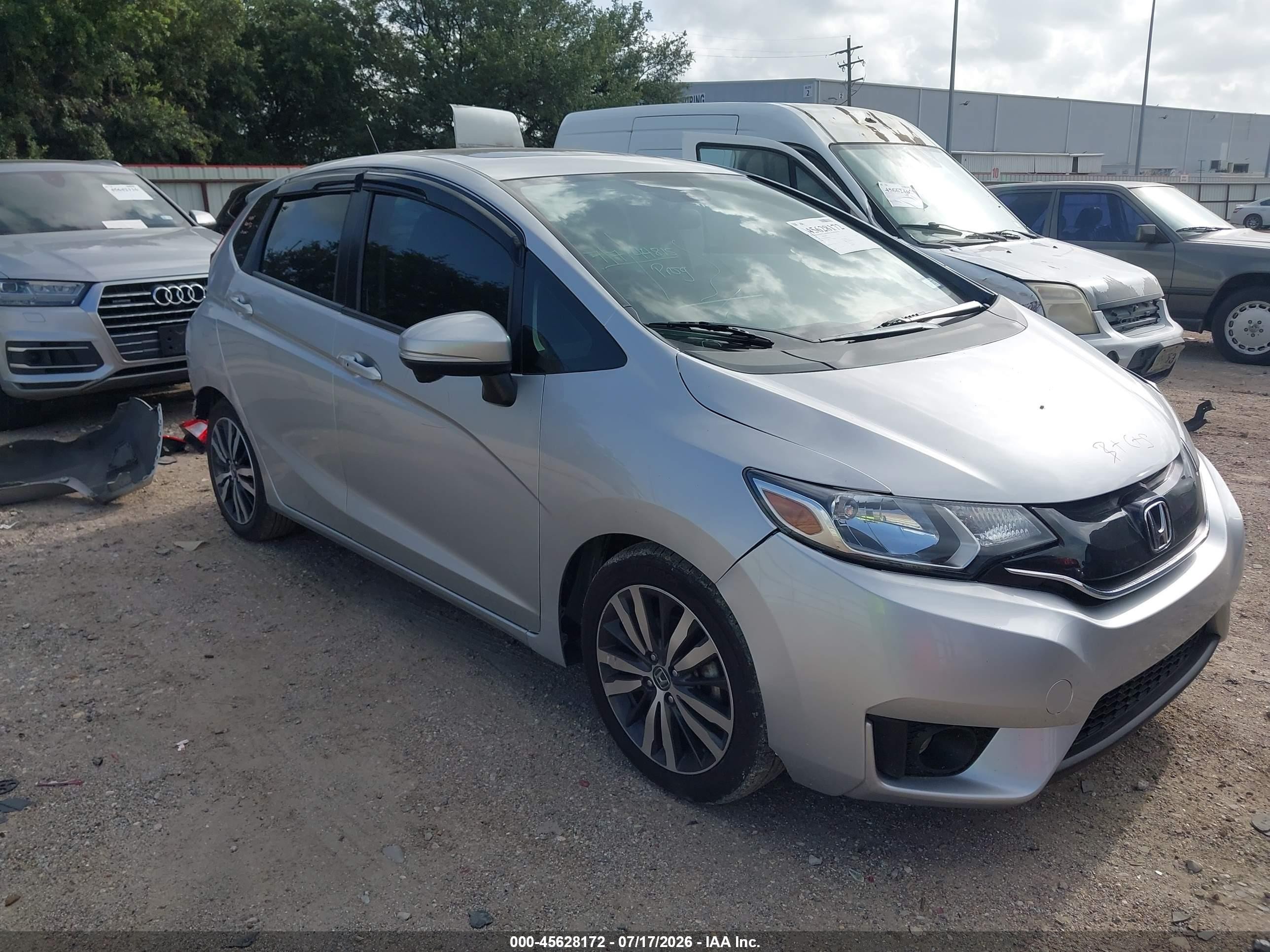 2015 Honda Fit EX-L, VIN 3HGGK5H80FM746035 — Rear end