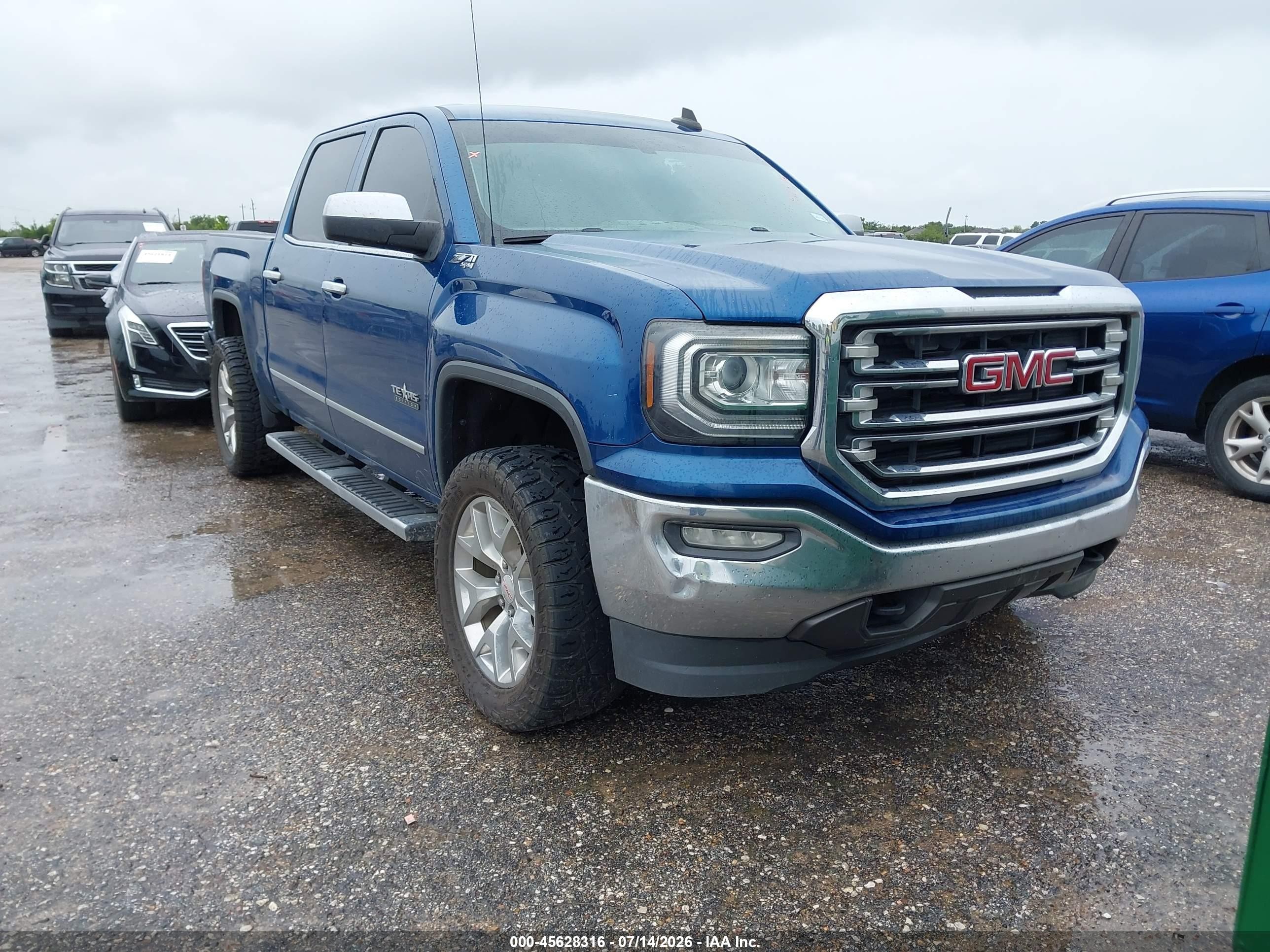 2018 GMC Sierra 1500 SLT, VIN 3GTU2NEC1JG280990 — Normal wear