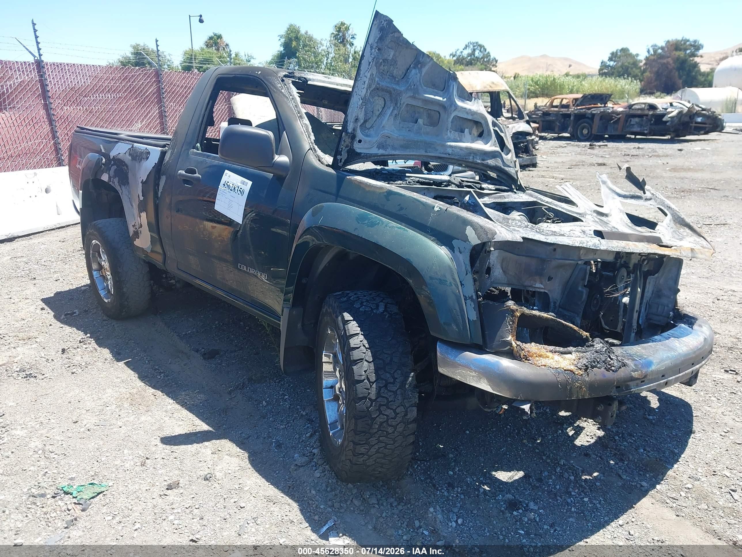 2005 Chevrolet Colorado Z71, VIN 1GCDT146158205879 — Пожар
