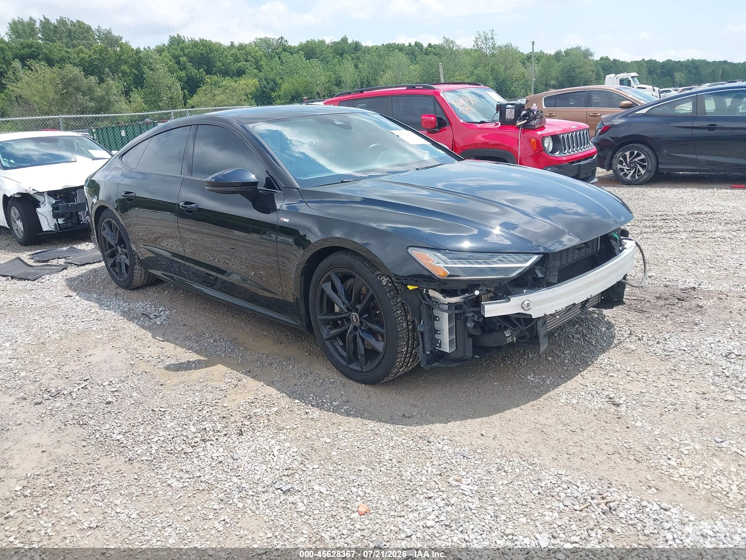 2021 Audi A7 Prestige, VIN WAUVPBF29MN081186 — Front end