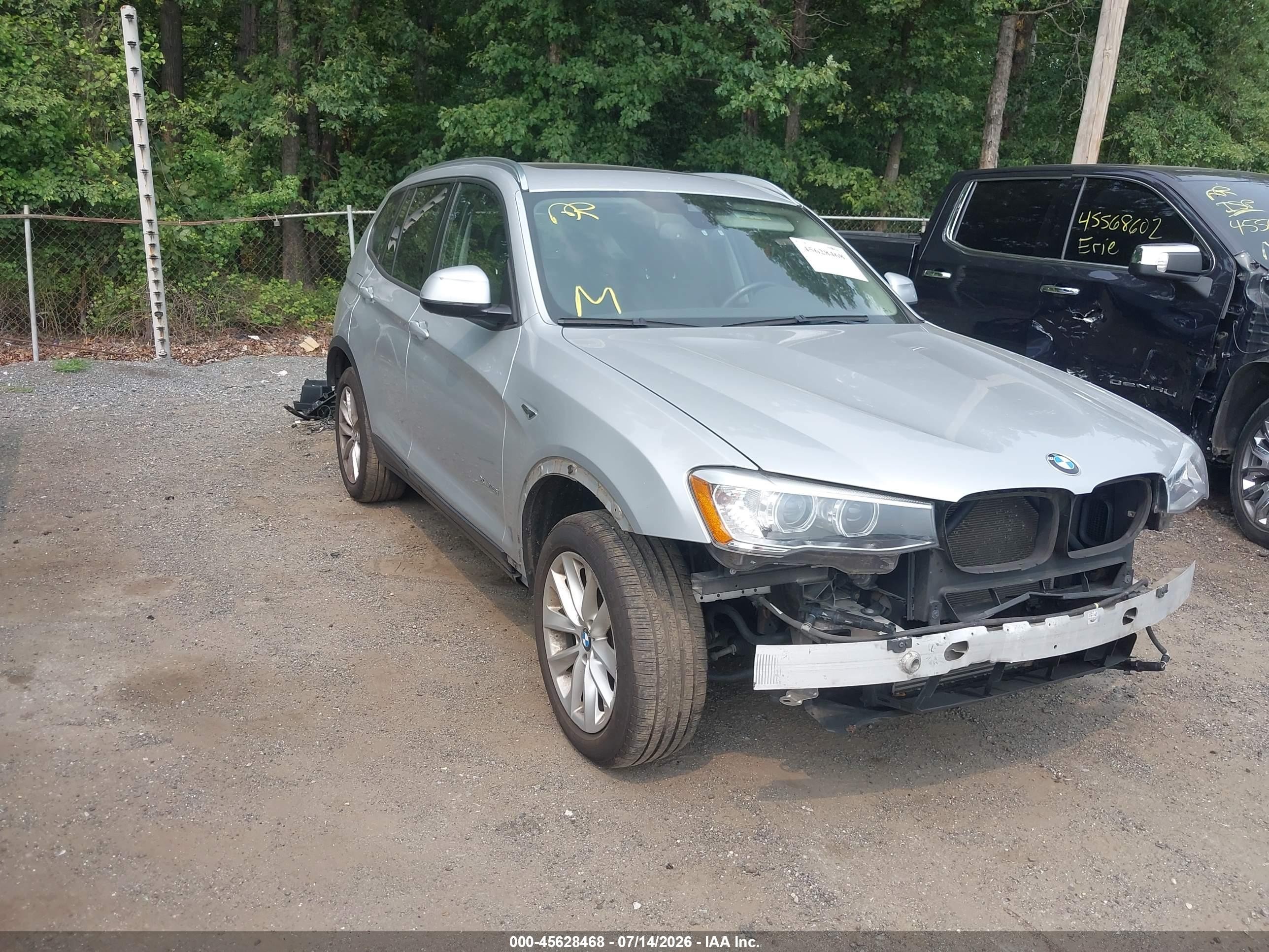 2015 BMW X3 xDrive28i, VIN 5UXWX9C52F0D54565 — Front end