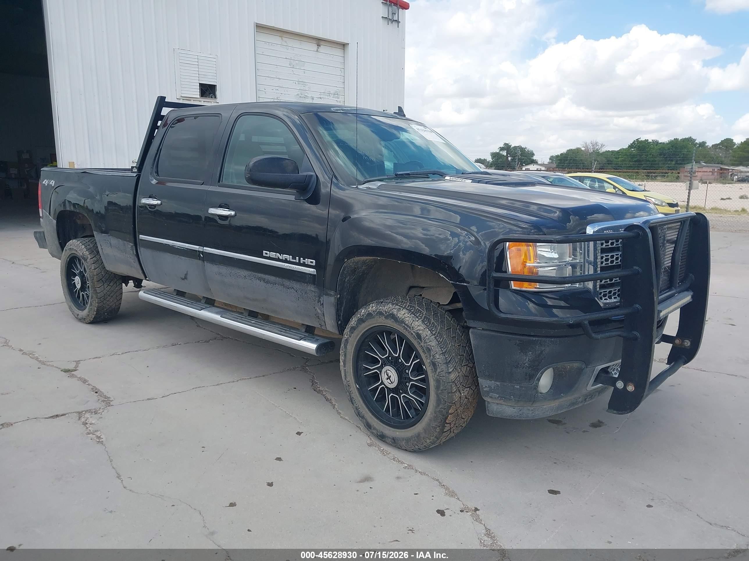 2012 GMC Sierra 2500HD Denali, VIN 1GT125EG3CF192050 — Side