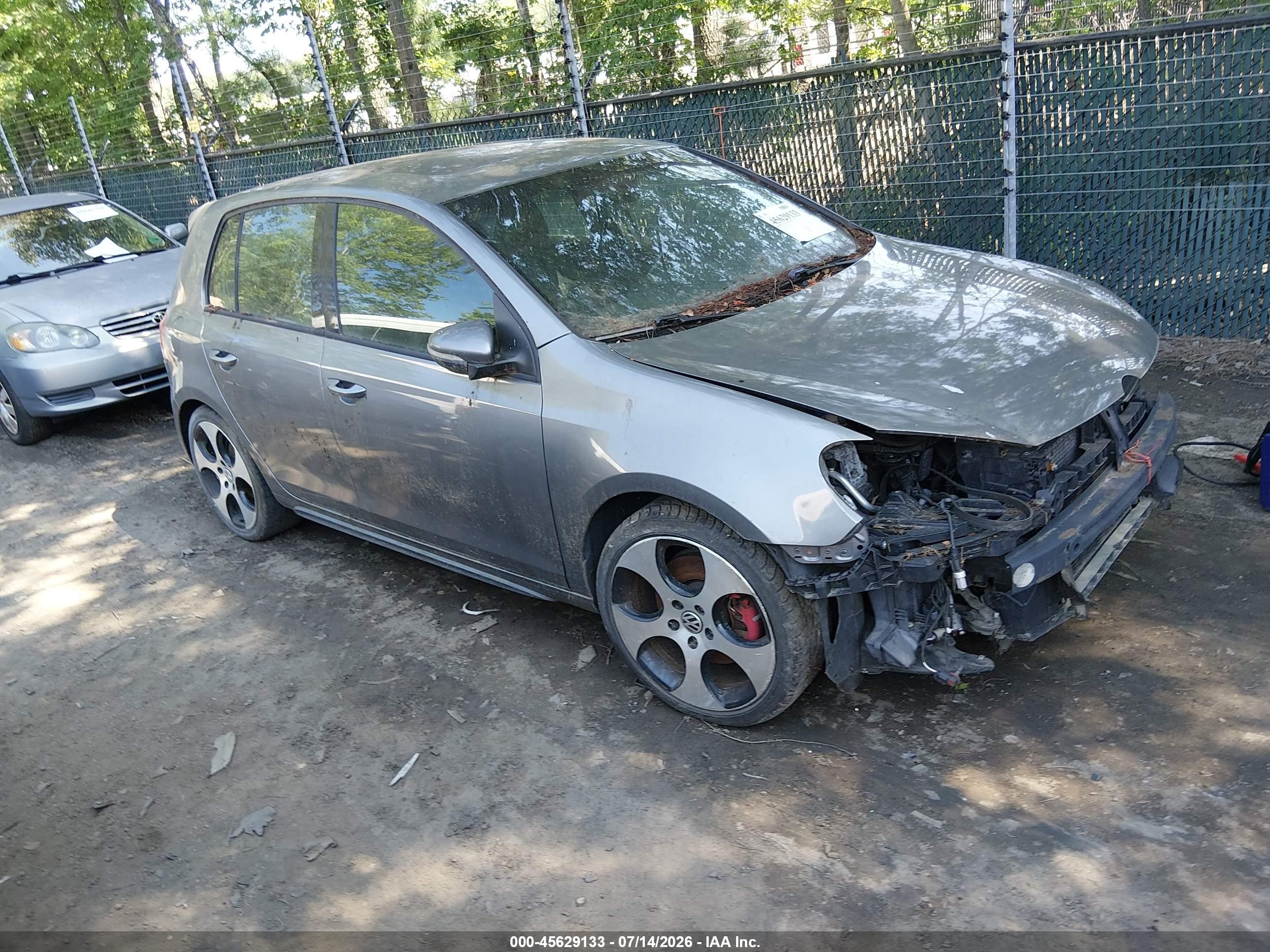 2011 Volkswagen Golf GTI PZEV, VIN WVWHD7AJ8BW191853 — Обычный износ