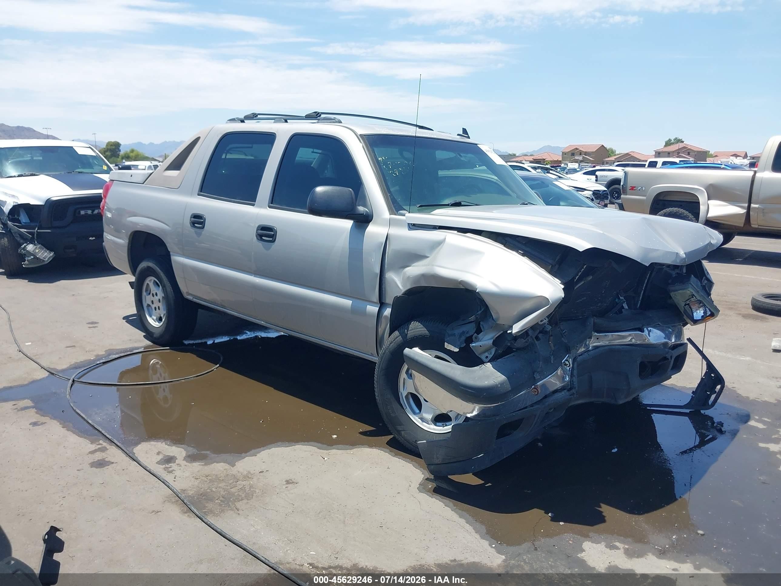 2006 Chevrolet Avalanche Z66, VIN 3GNEC12Z16G127866 — Front end