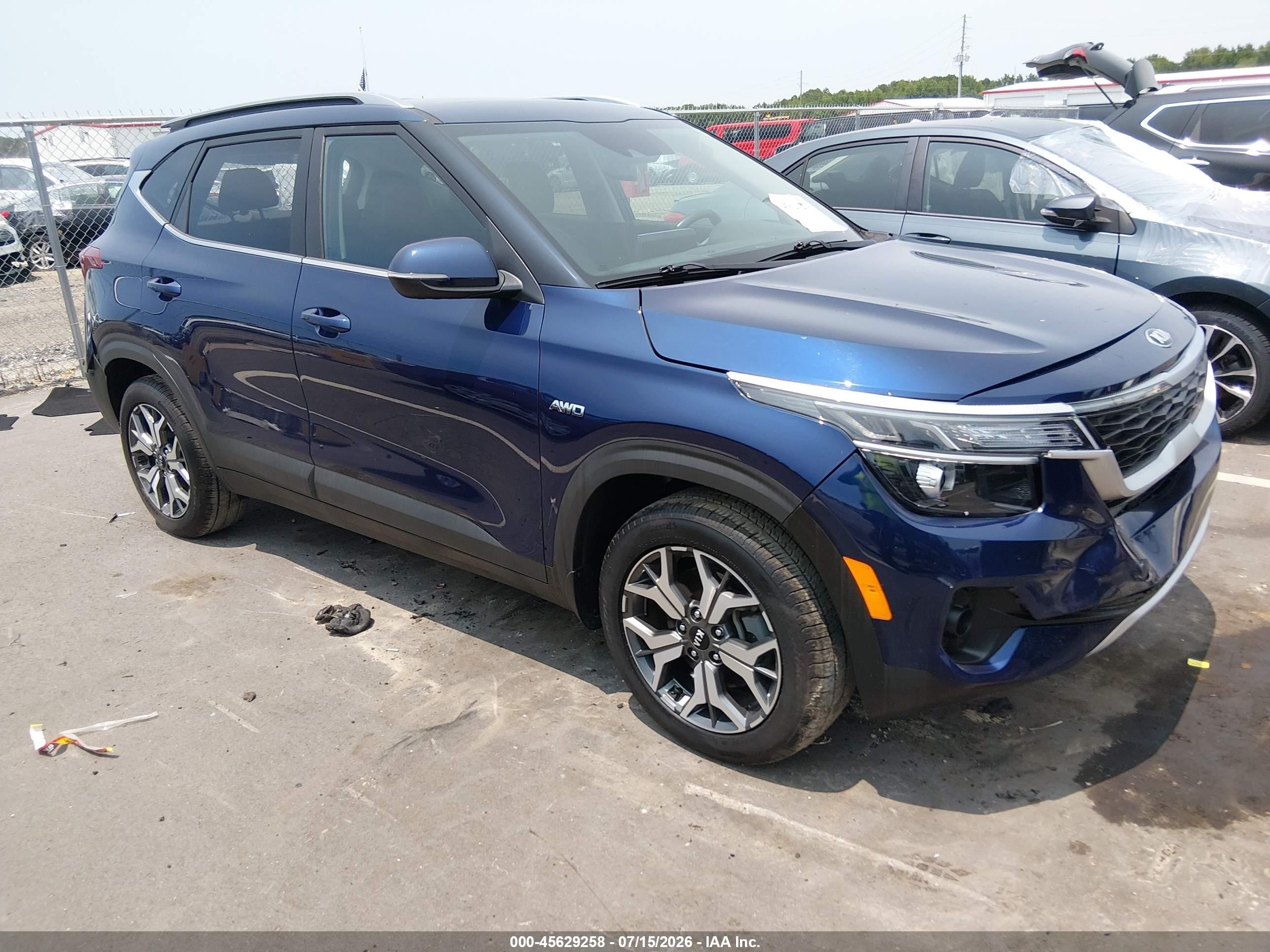 2021 Kia Seltos EX, VIN KNDERCAA8M7220200 — Зад