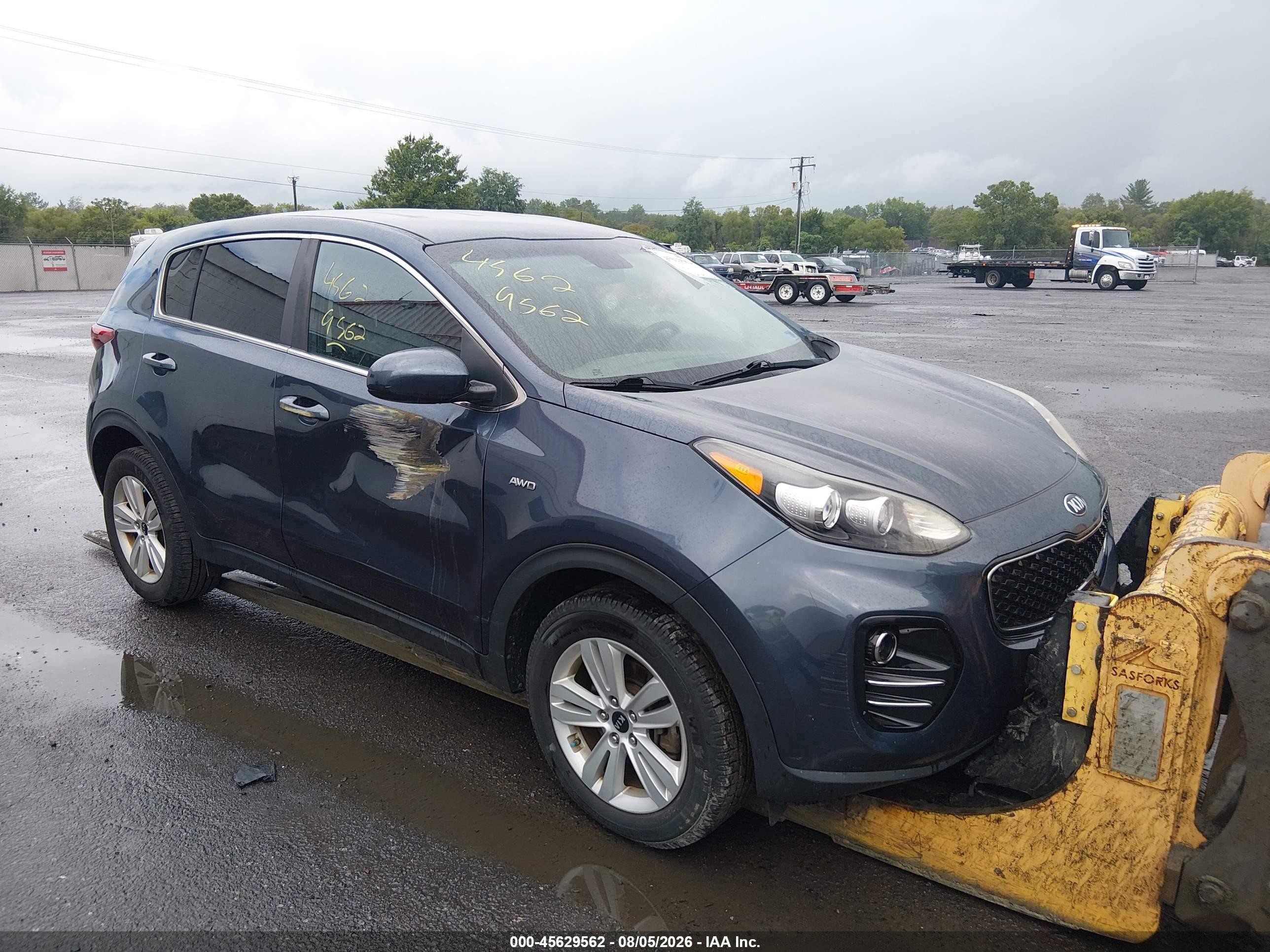 2017 Kia Sportage LX, VIN KNDPMCAC4H7242175 — Не указано
