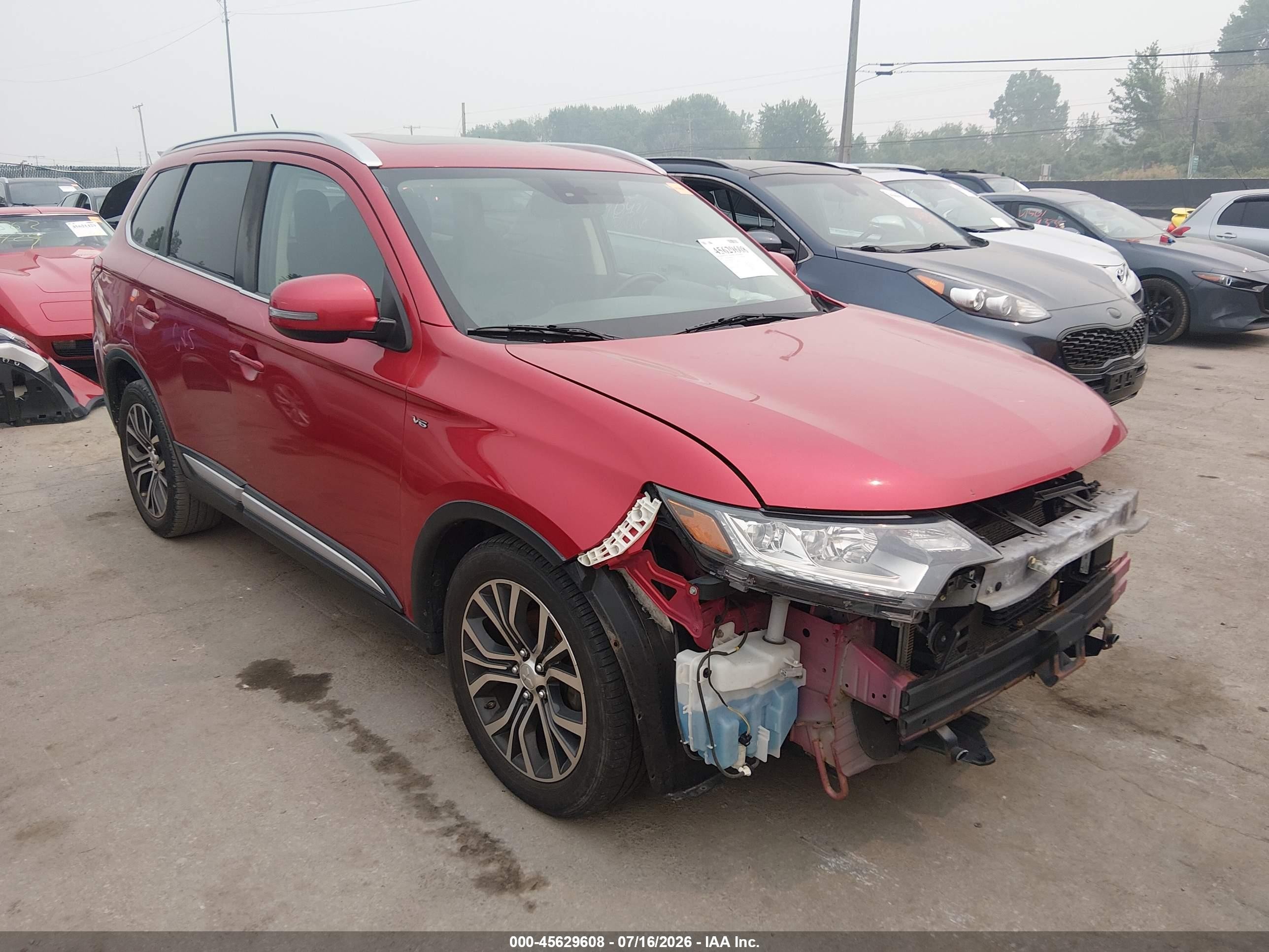 2016 Mitsubishi Outlander GT, VIN JA4JZ4AX0GZ051964 — Front end
