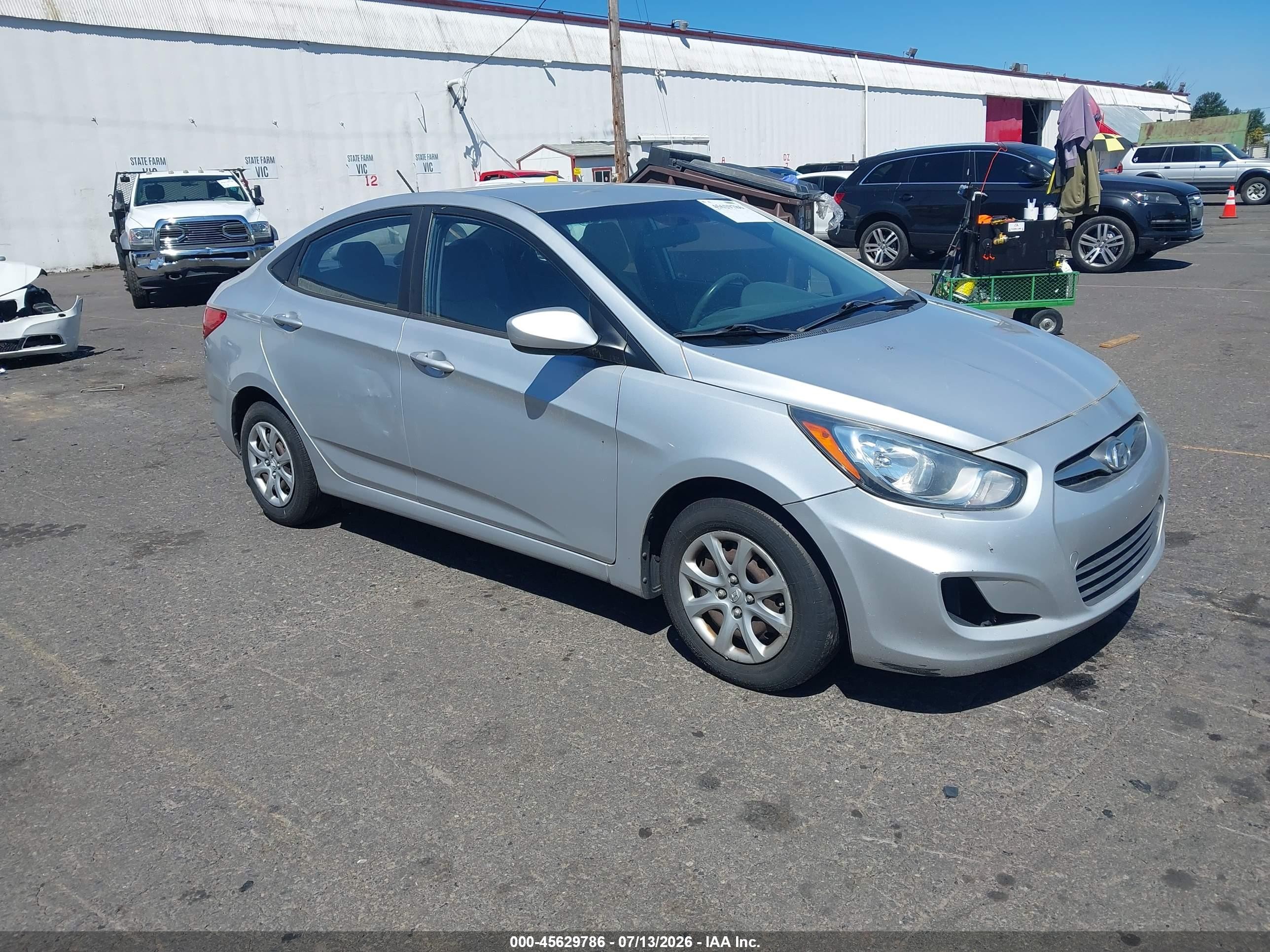 2014 Hyundai Accent GLS, VIN KMHCT4AE9EU695418 — Обычный износ
