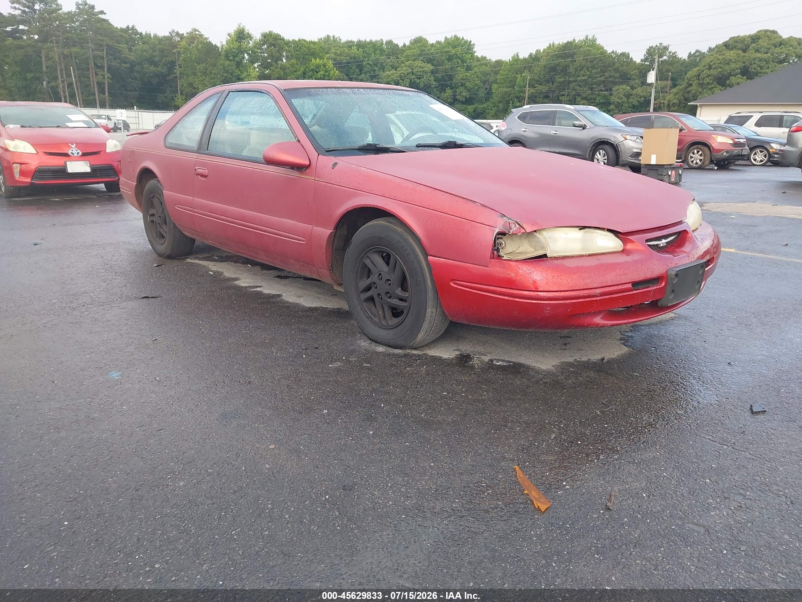 1997 Ford Thunderbird LX, VIN 1FALP6241VH146353 — Normal wear