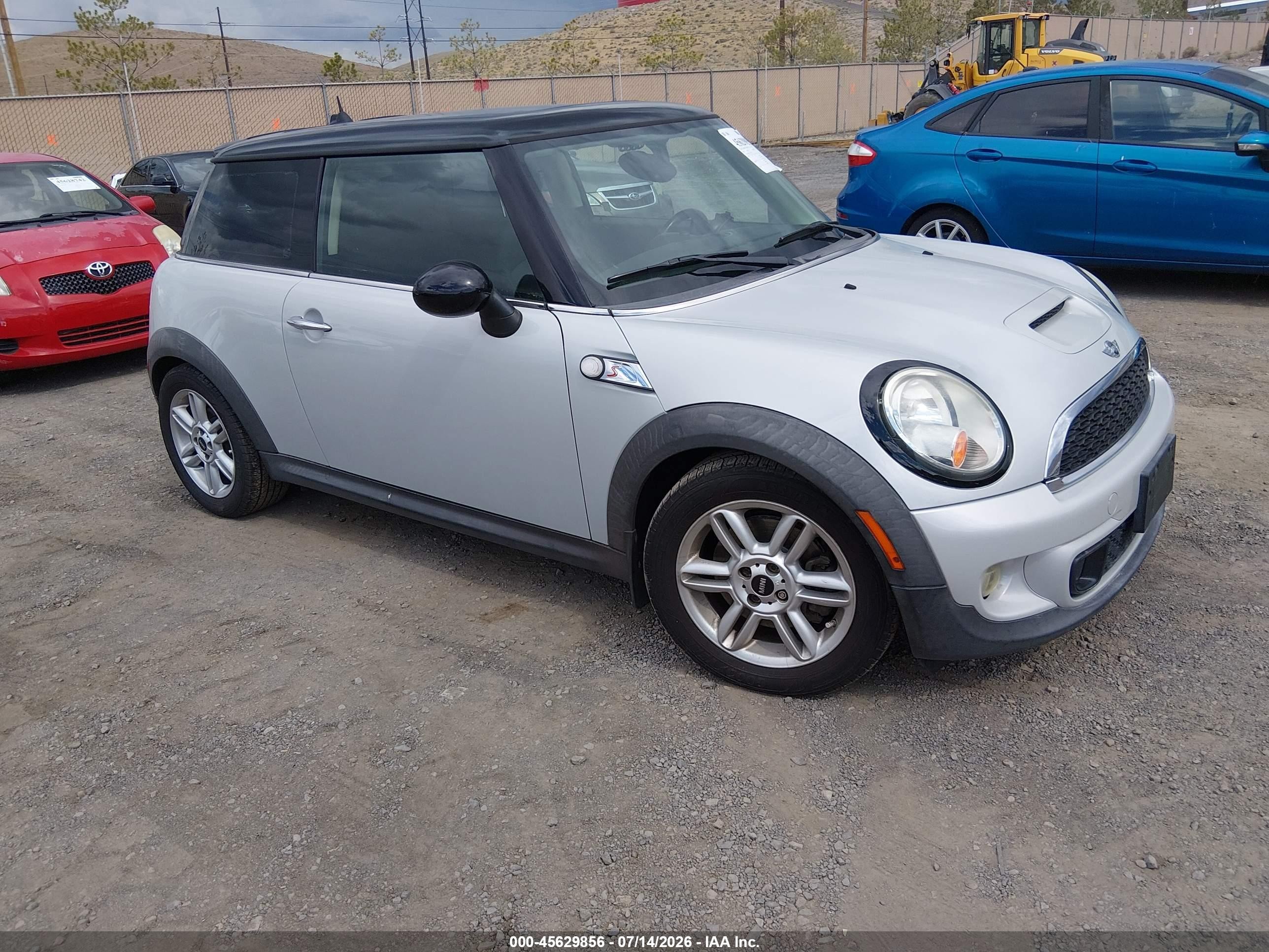 2012 MINI Hardtop S, VIN WMWSV3C55CT387597 — Обычный износ