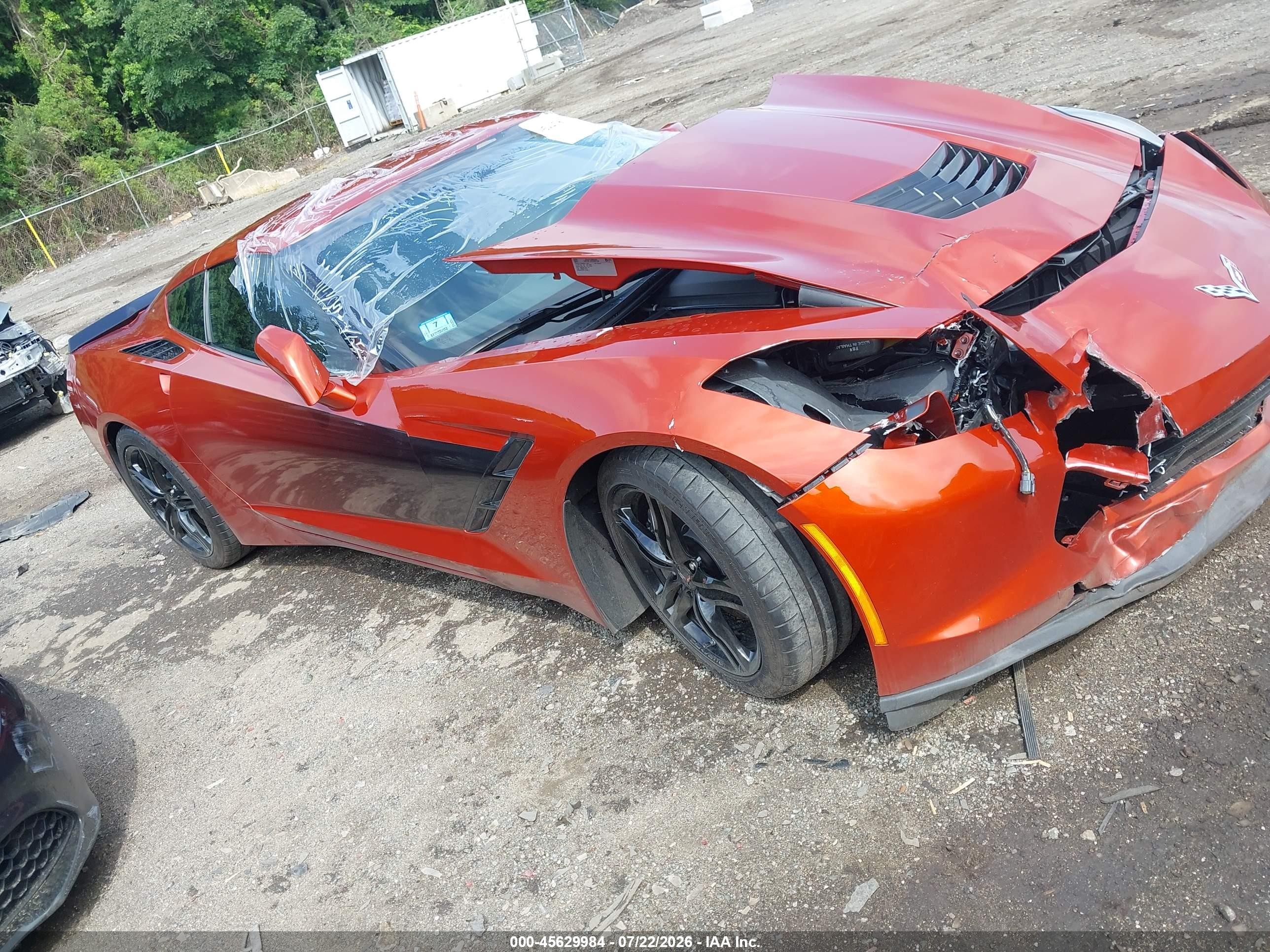 2016 Chevrolet Corvette 1LT, VIN 1G1YB2D78G5108209 — По всему кузову