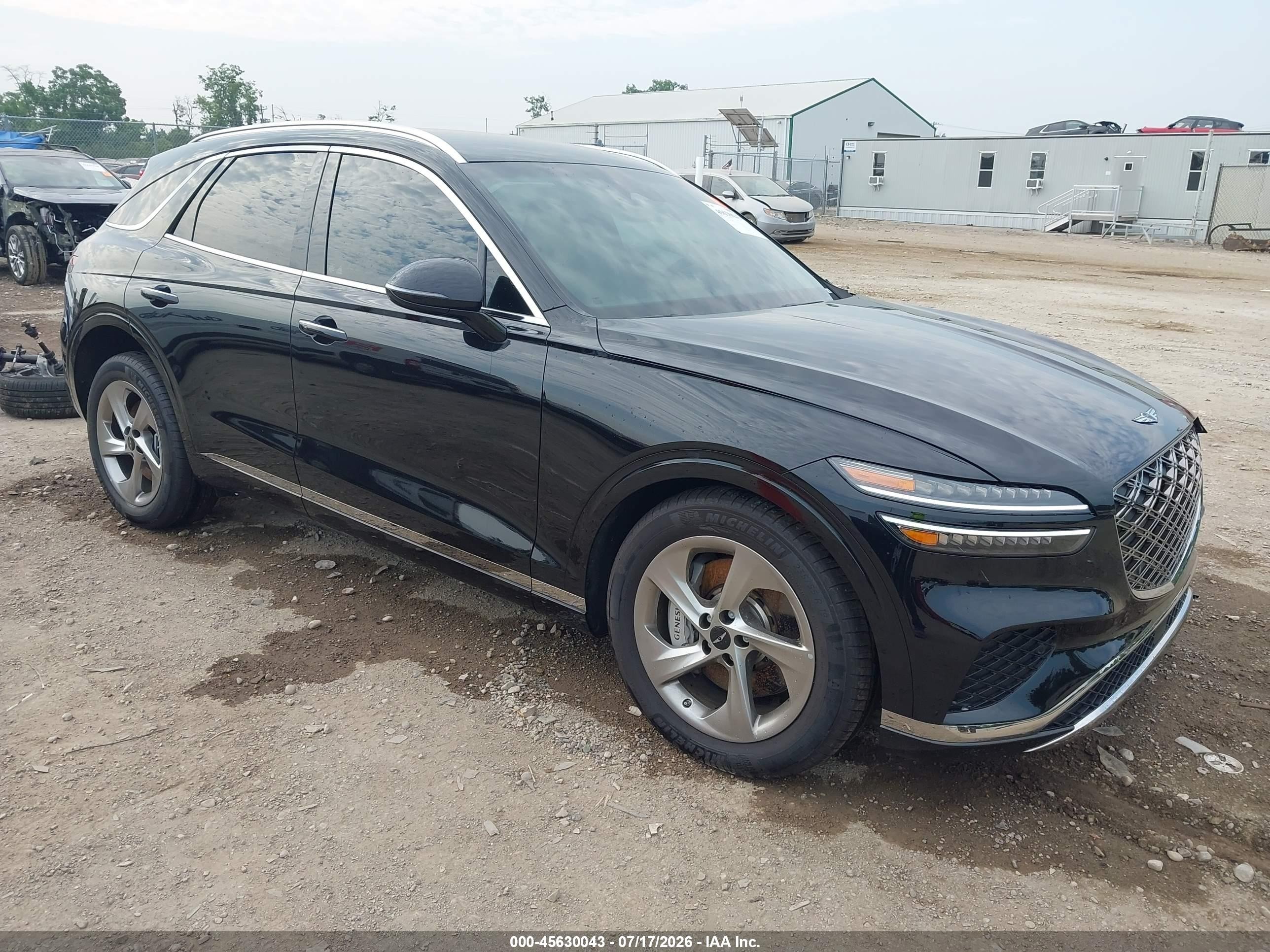 2026 Genesis GV70 2.5T, VIN 5NMMADTB5TH038945 — Front end