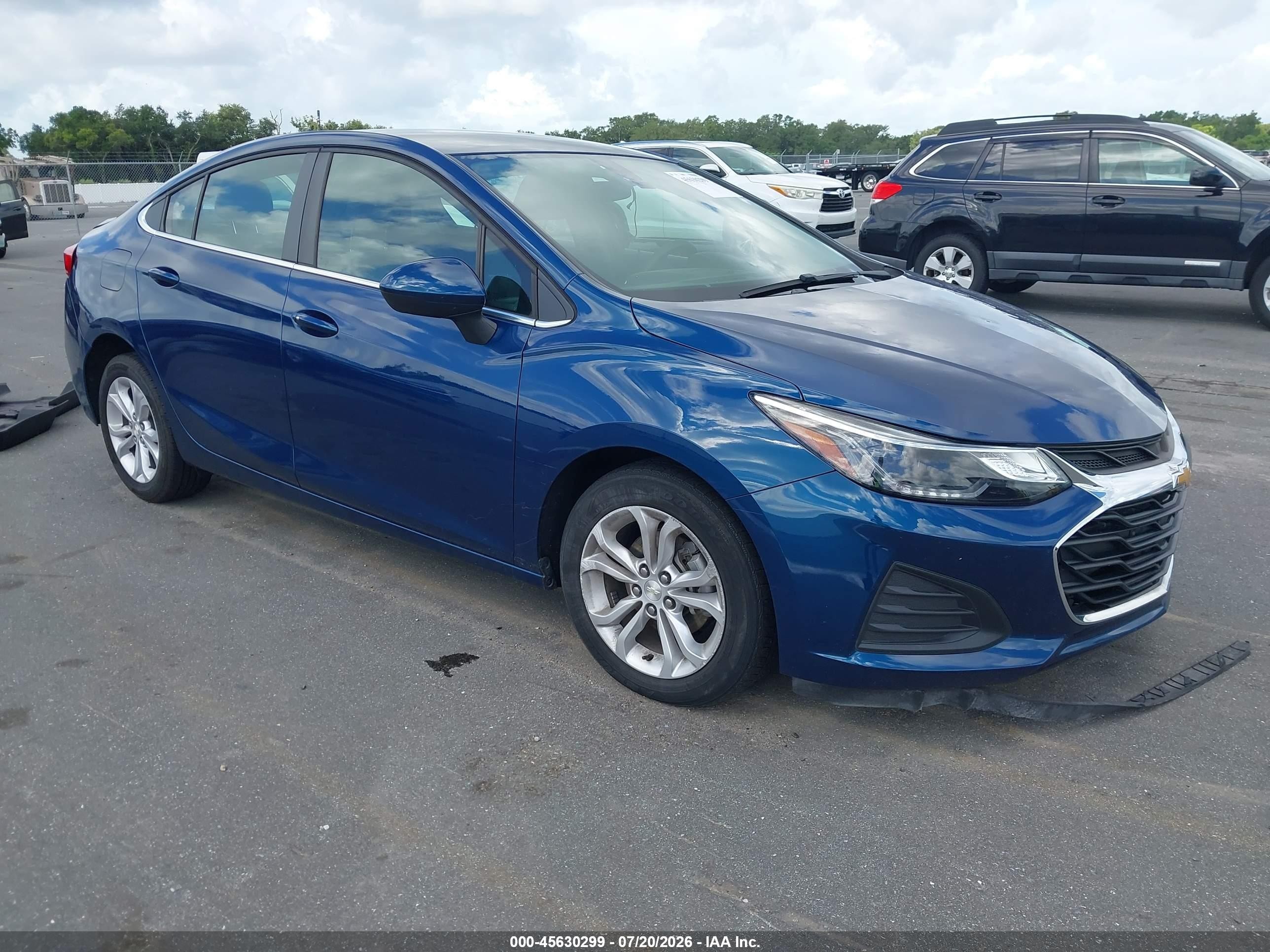 2019 Chevrolet Cruze LT, VIN 1G1BE5SM6K7111887 — Undercarriage