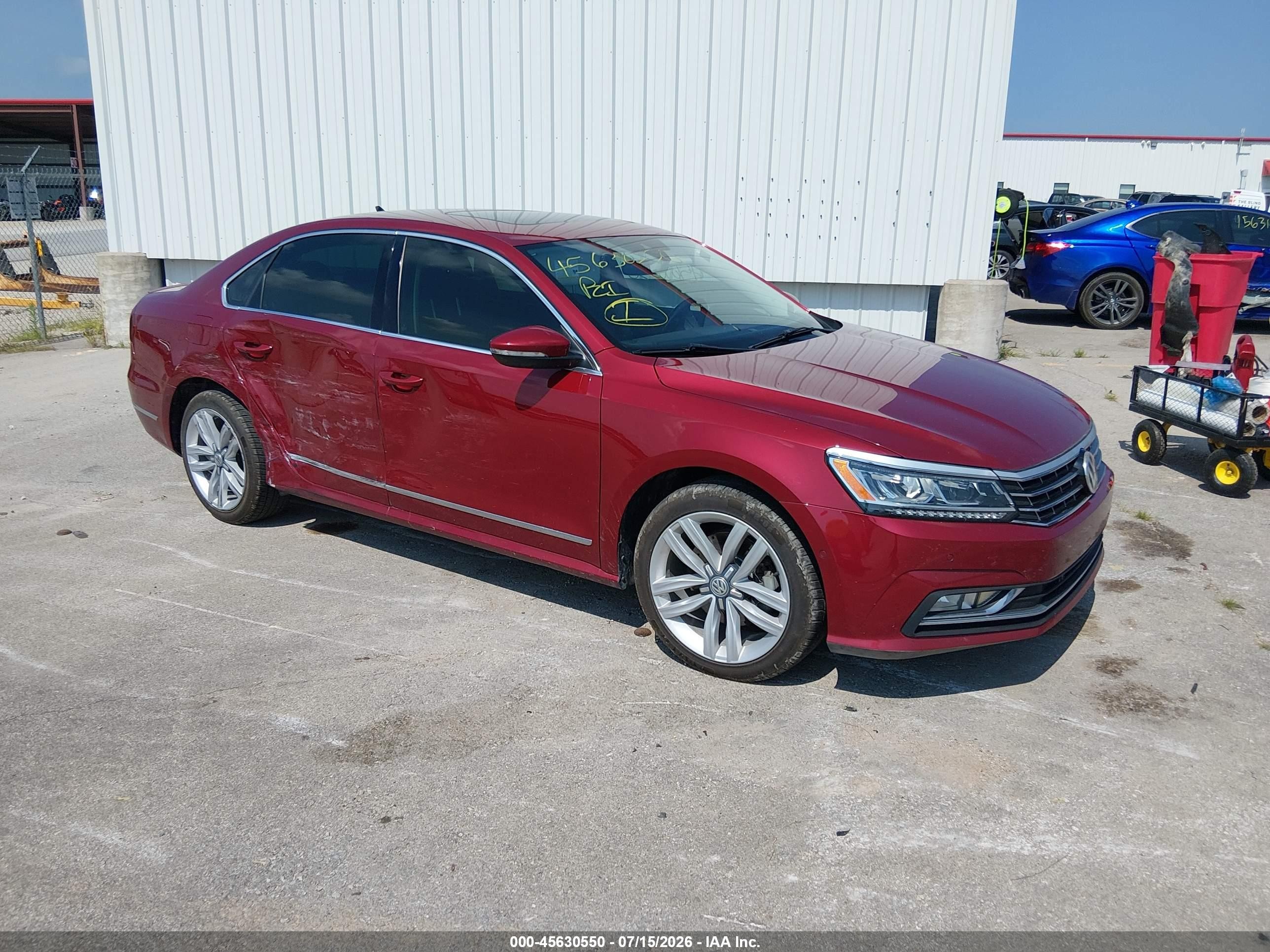 2017 Volkswagen Passat SEL Premium, VIN 1VWCT7A33HC064823 — Side