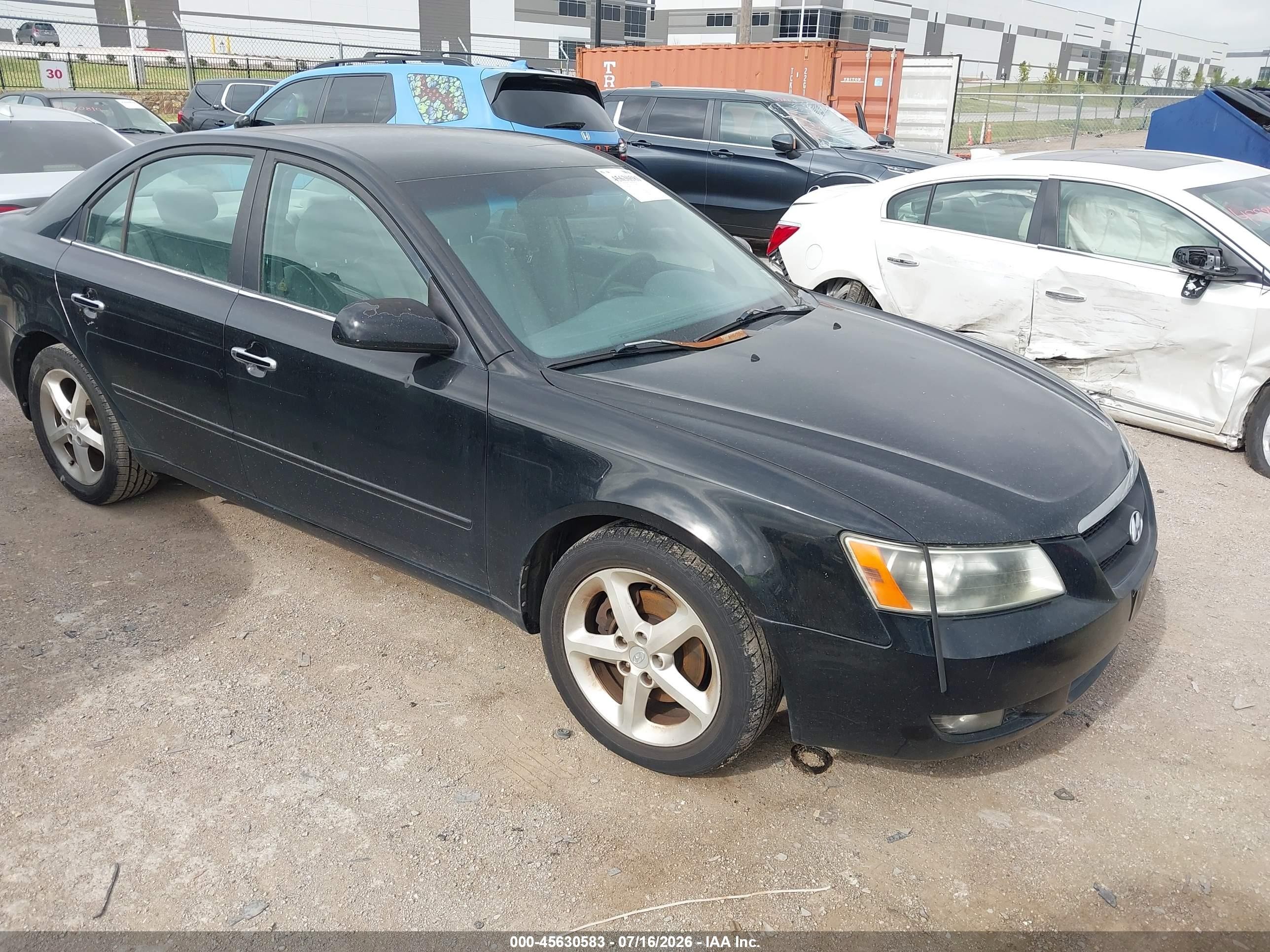 2006 Hyundai Sonata GLS, VIN 5NPEU46F56H008720 — Side