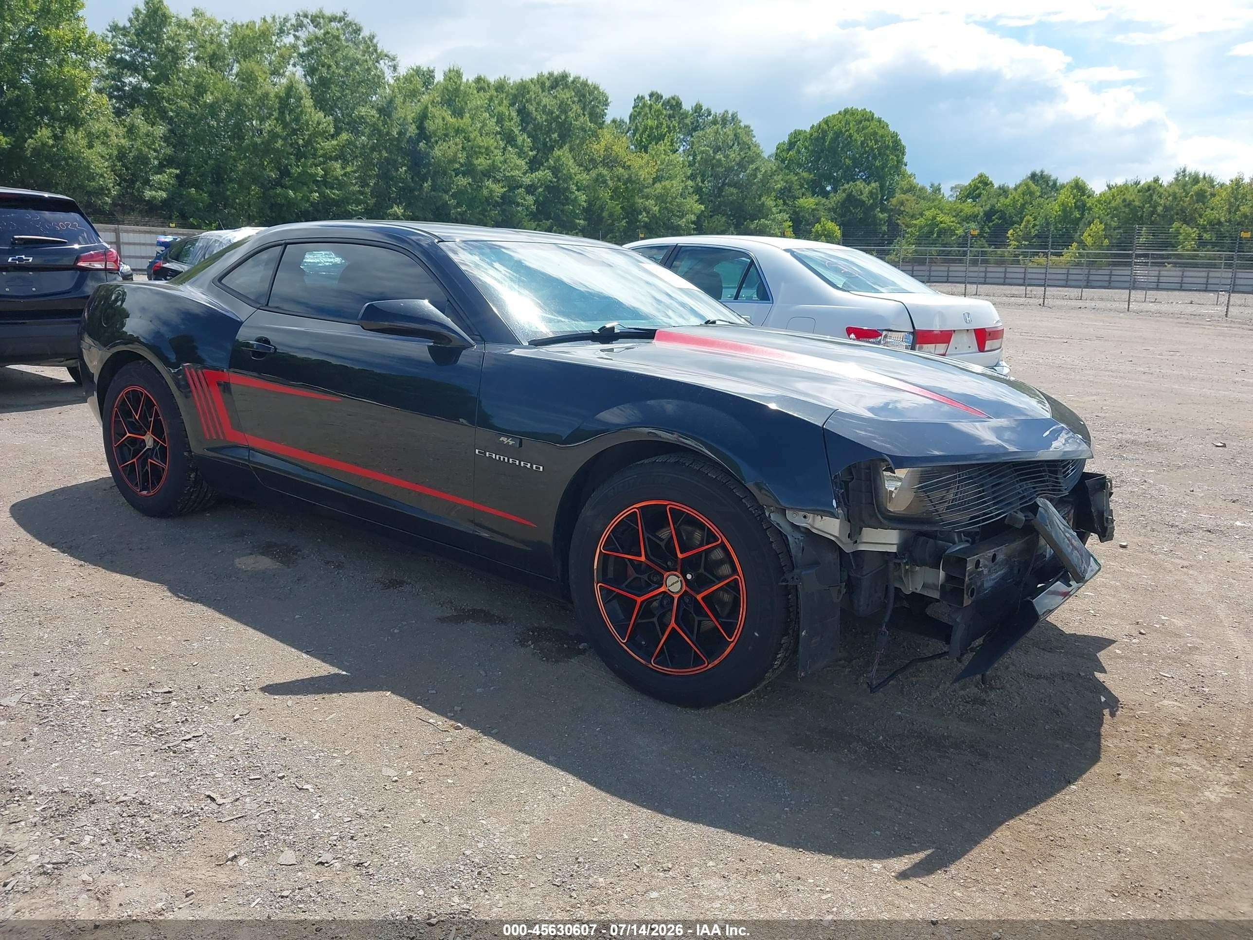 2010 Chevrolet Camaro 1LT, VIN 2G1FB1EV5A9204131 — Front end