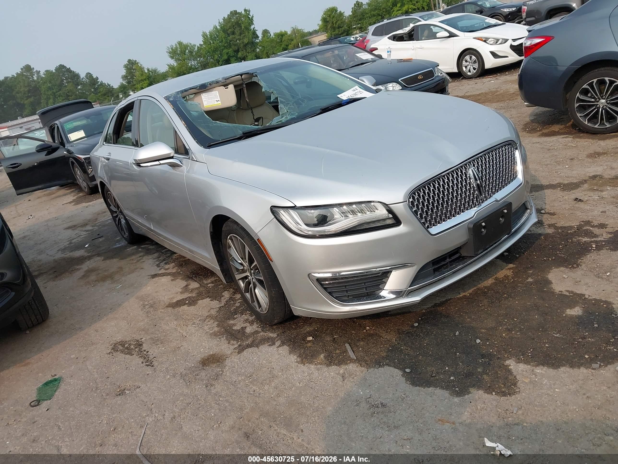 2018 Lincoln MKZ Premiere, VIN 3LN6L5A9XJR615518 — Roof
