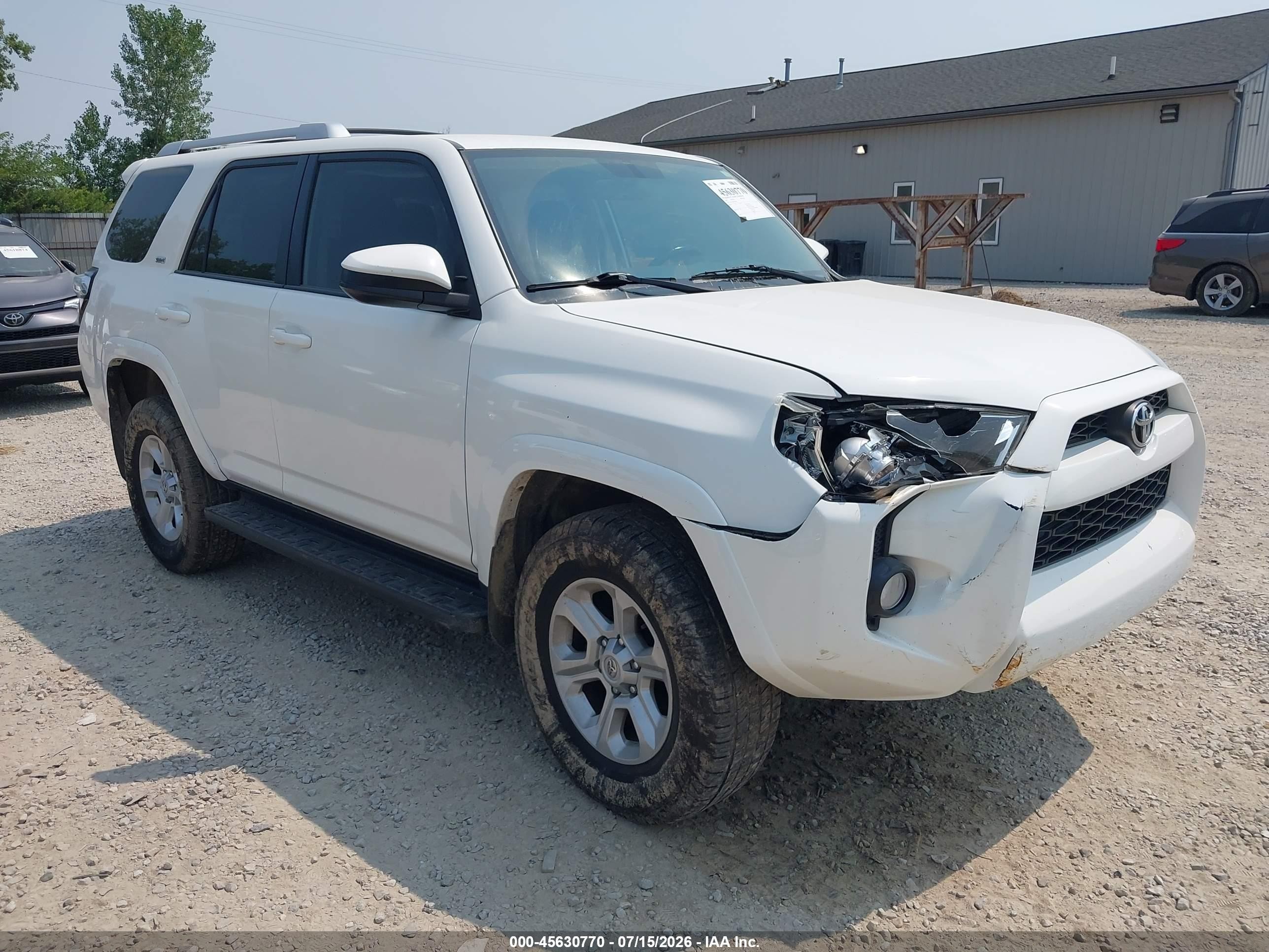 2016 Toyota 4Runner Limited, VIN JTEBU5JR8G5381810 — Front end