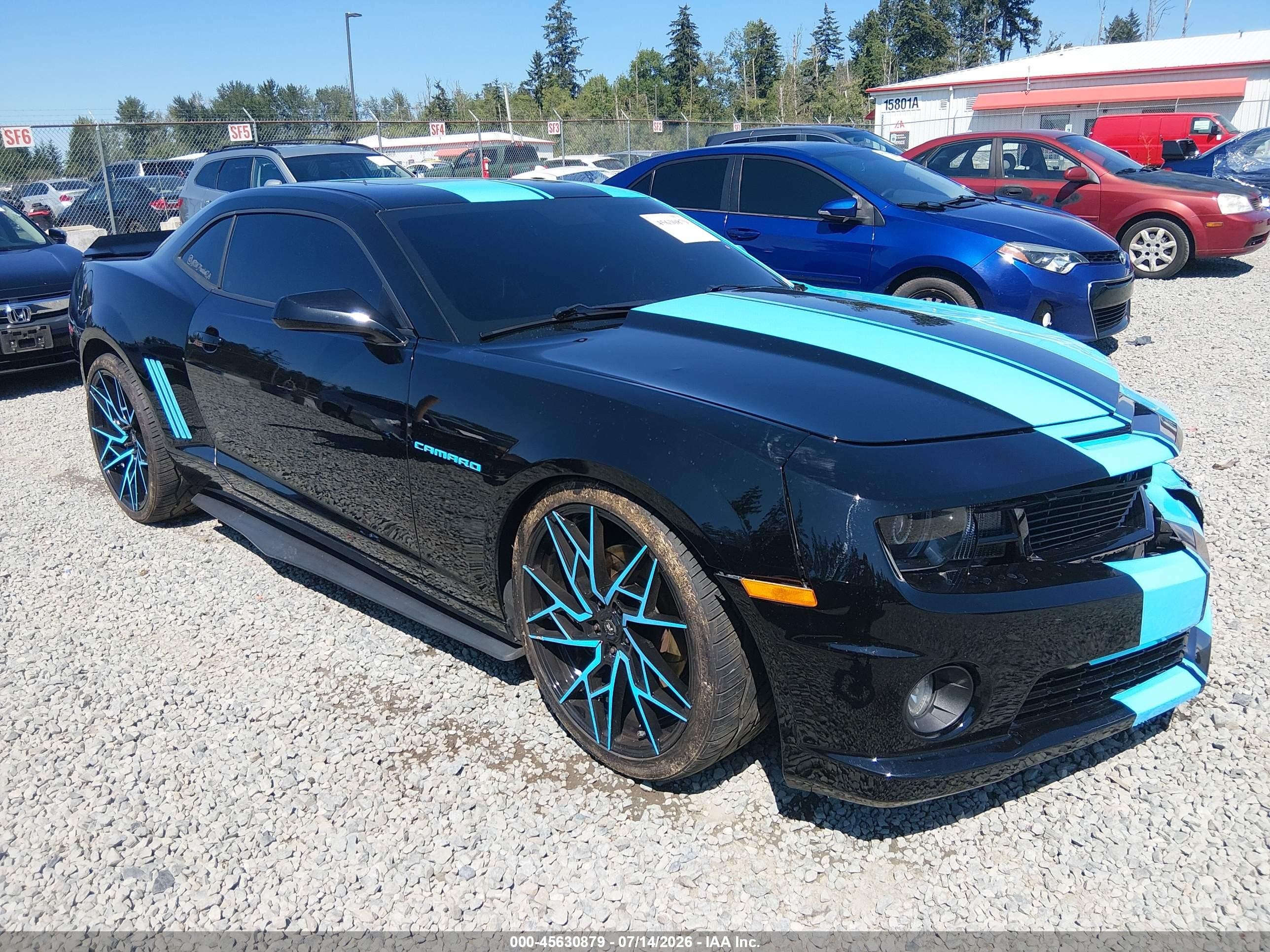 2011 Chevrolet Camaro 2SS, VIN 2G1FT1EW6B9107074 — Front end