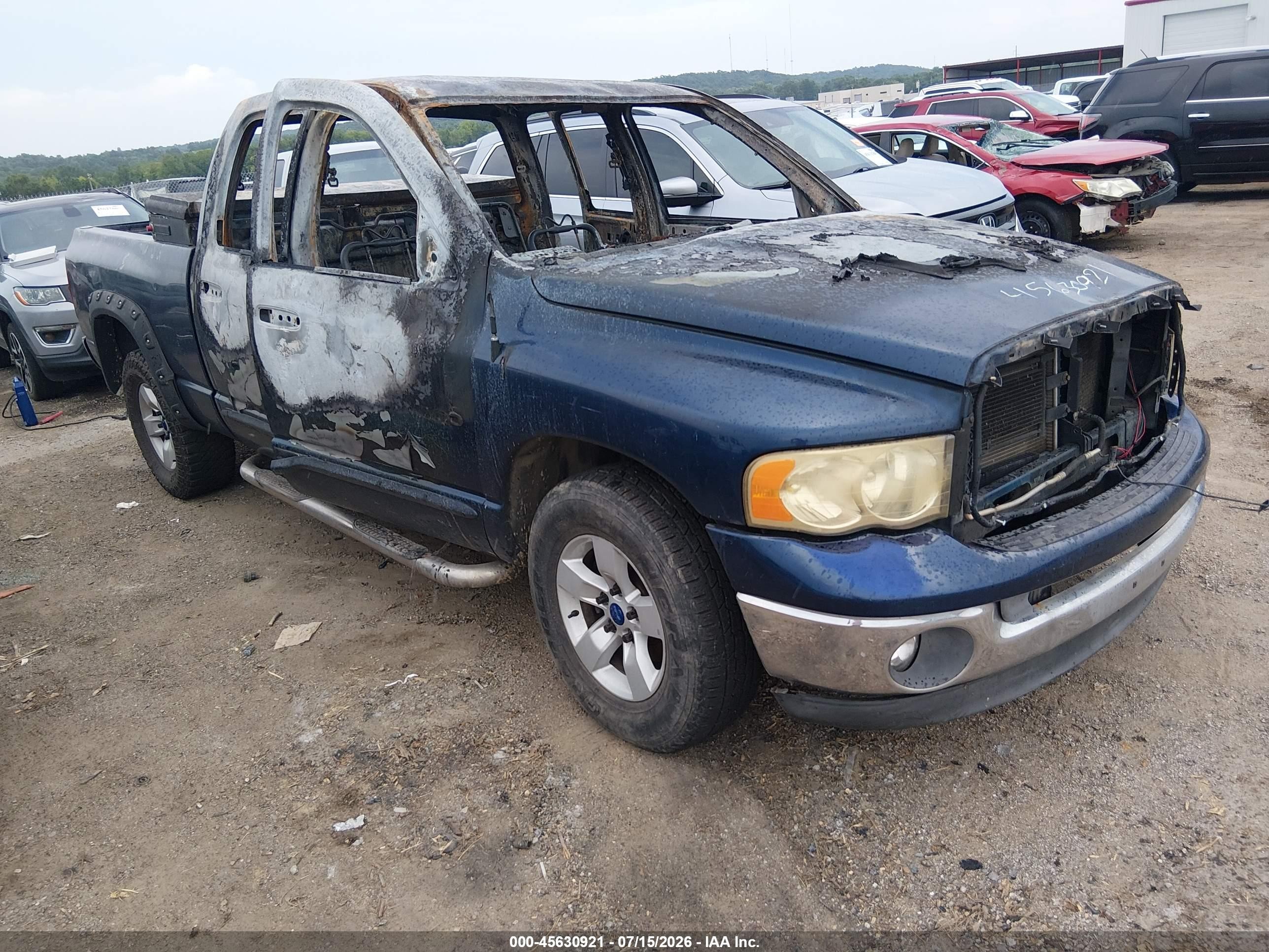 2003 Dodge 1500 ST, VIN 1D3HA18Z03J556744 — Пожар в салоне