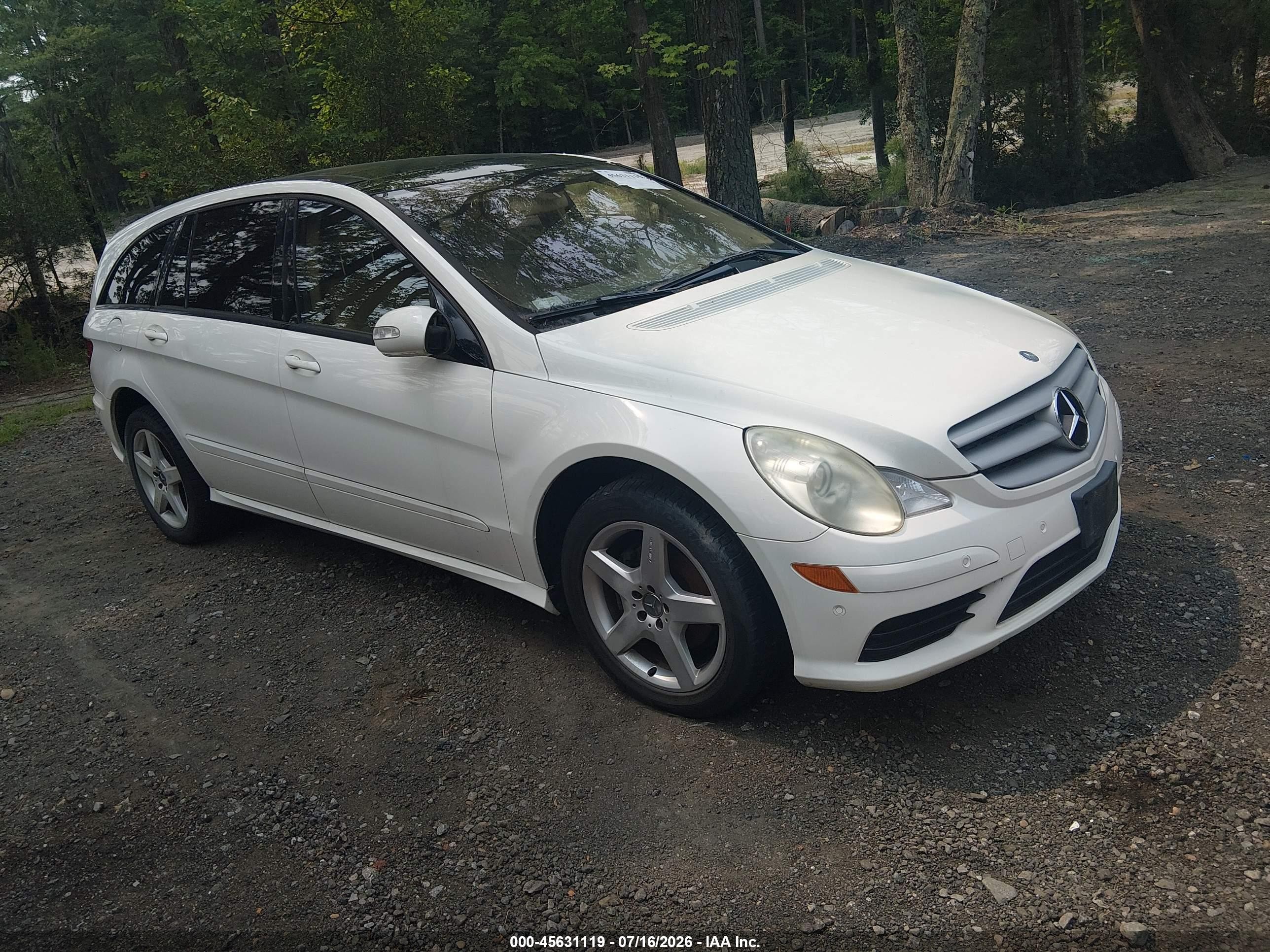 2006 Mercedes-Benz R 3.5L, VIN 4JGCB65E96A032670 — Normal wear