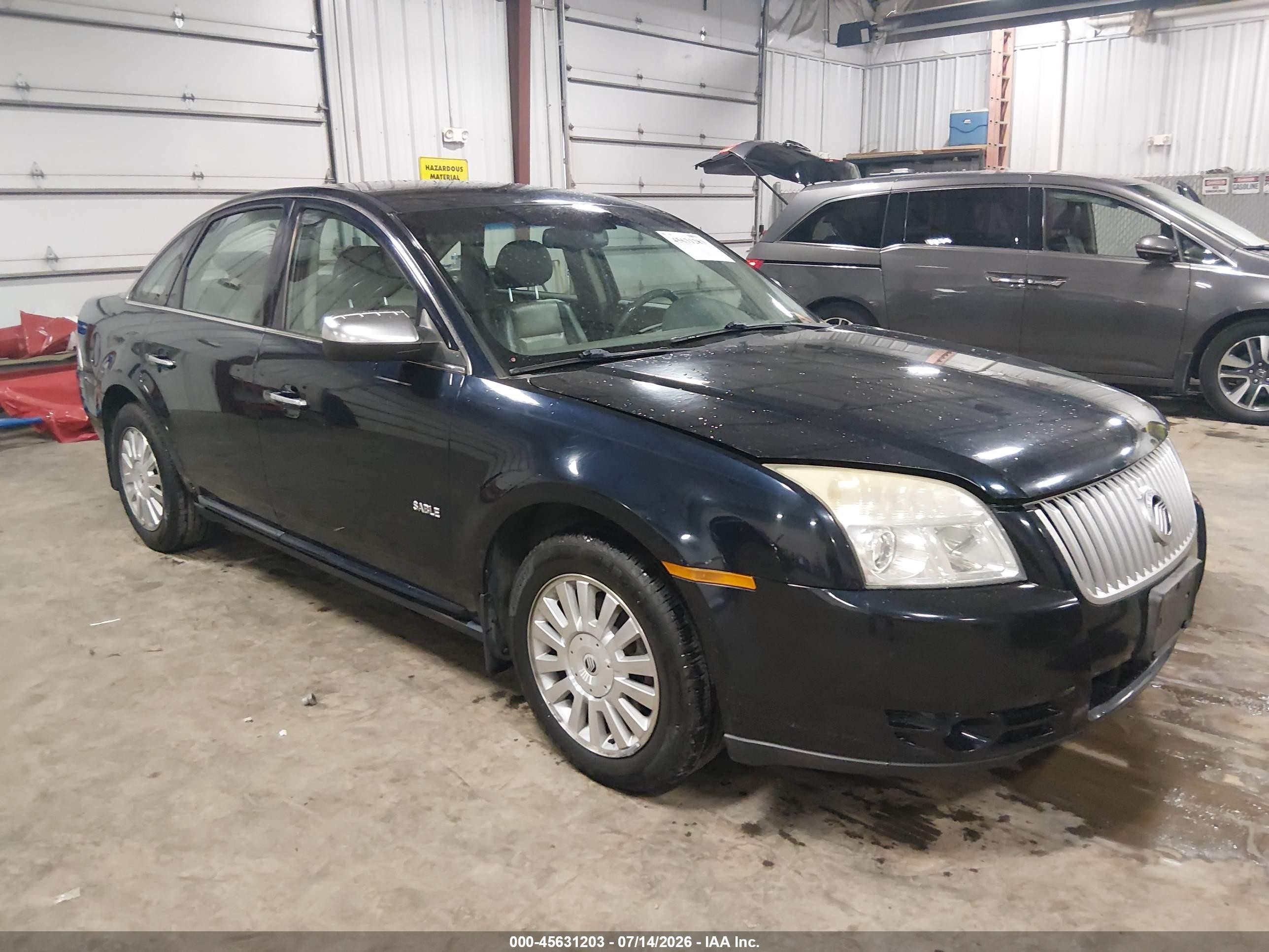 2008 Mercury Sable, VIN 1MEHM40W68G610957 — Front end