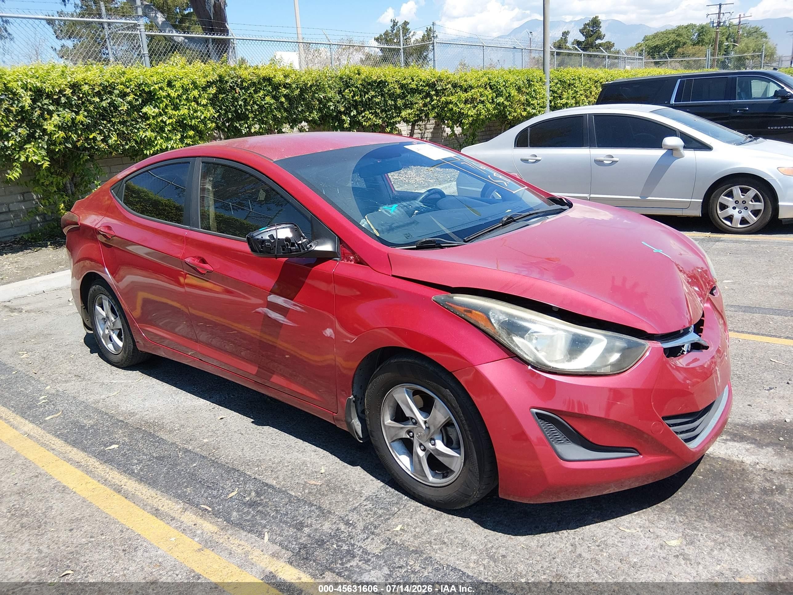 2015 Hyundai Elantra SE, VIN KMHDH4AEXFU426125 — Front end