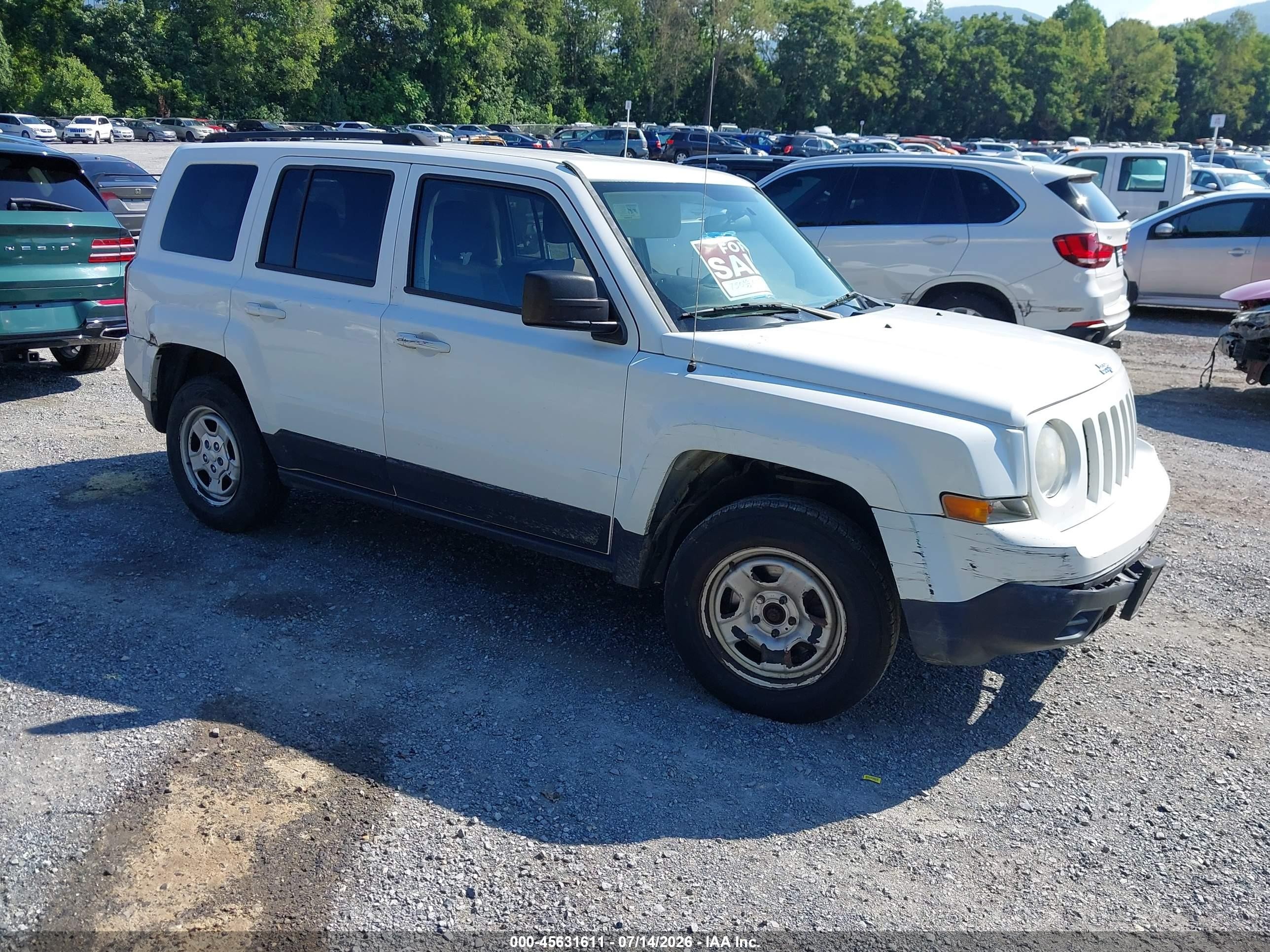 2014 Jeep Patriot Sport, VIN 1C4NJRBB8ED927141 — Normal wear
