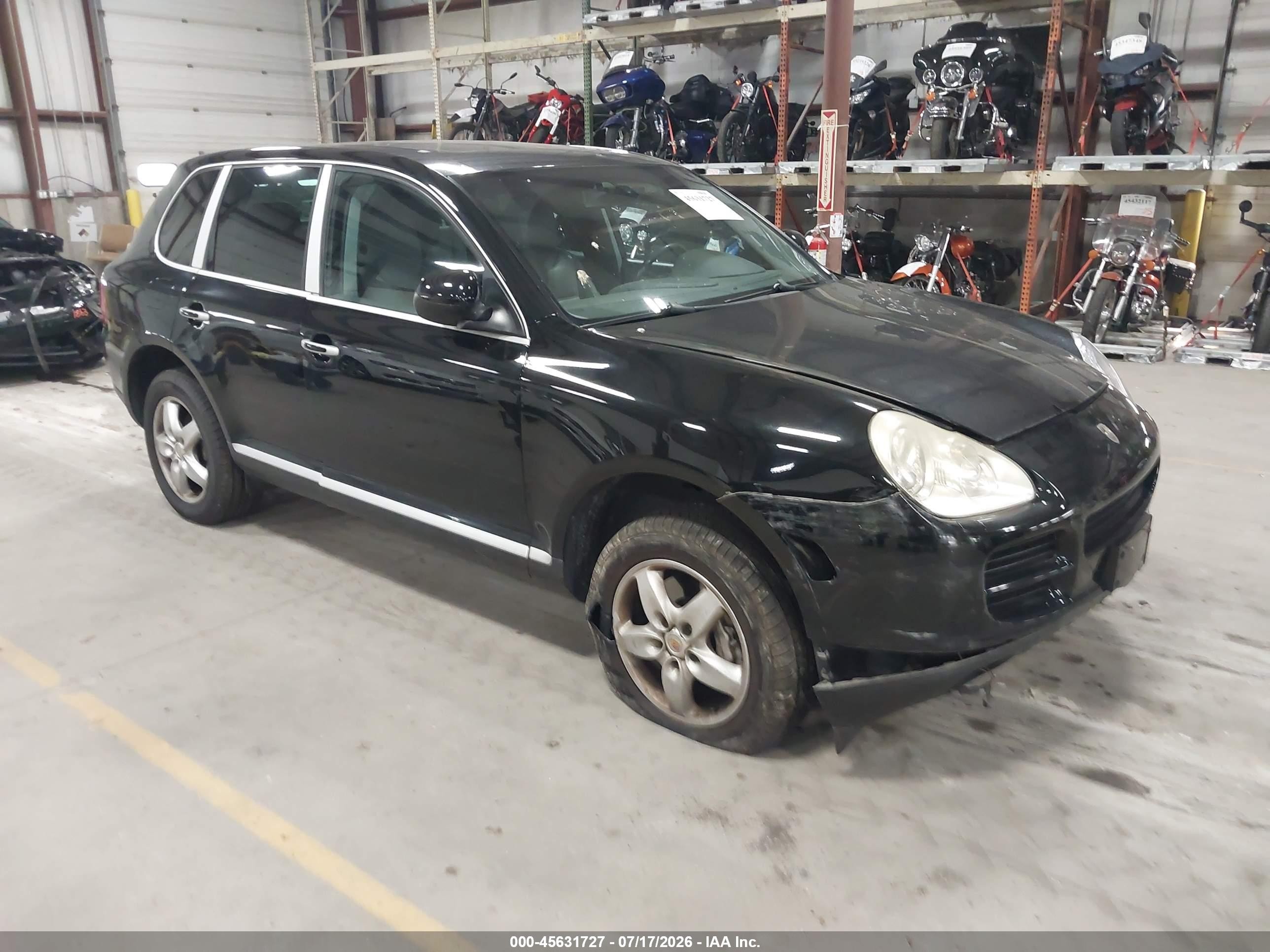 2004 Porsche Cayenne S, VIN WP1AB29P64LA69059 — Перед
