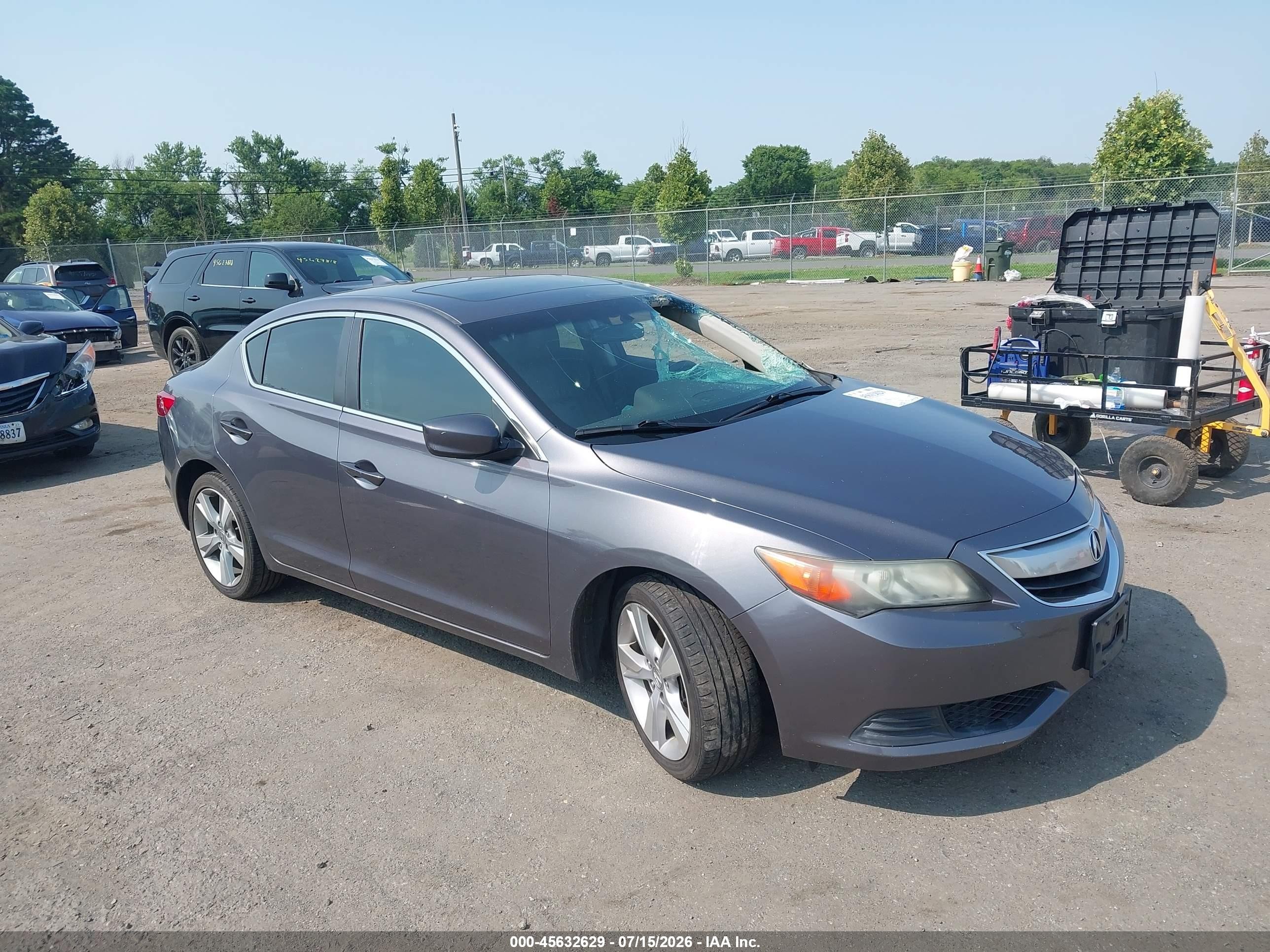 2015 Acura ILX, VIN 19VDE1F34FE002367 — Бок