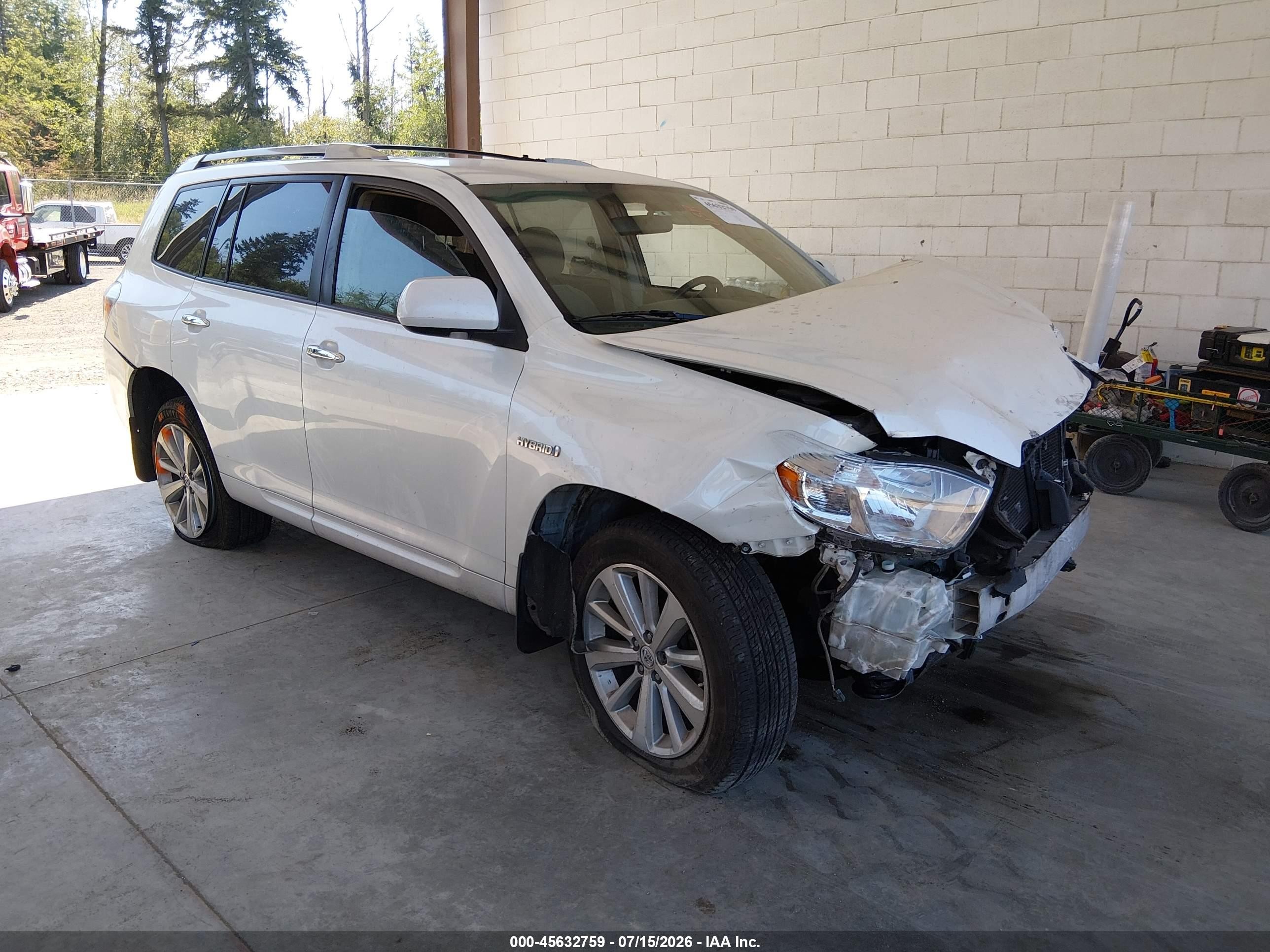 2008 Toyota Highlander, VIN JTEEW41A682009929 — Front end