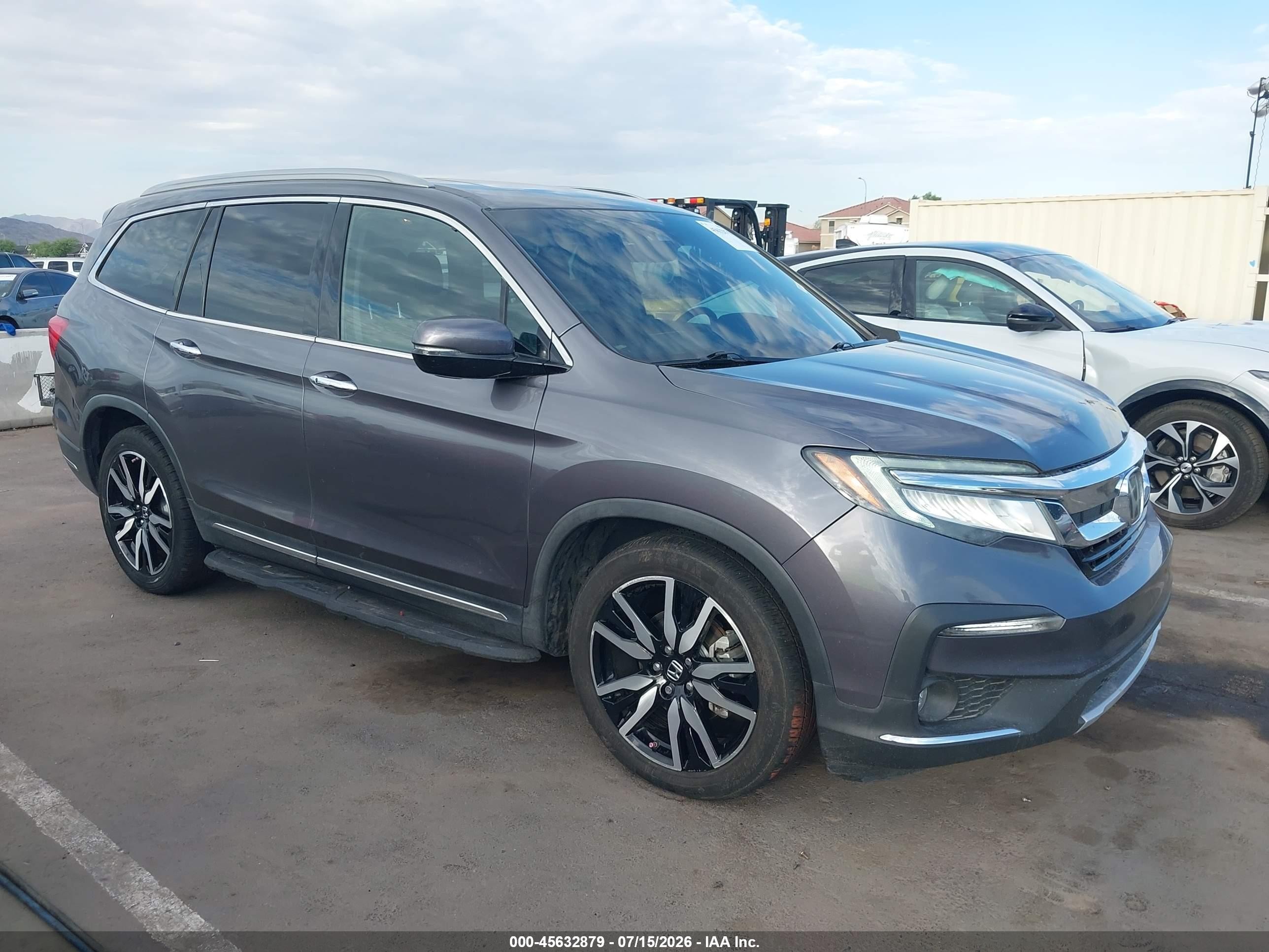 2021 Honda Pilot Elite, VIN 5FNYF6H09MB080690 — Front end