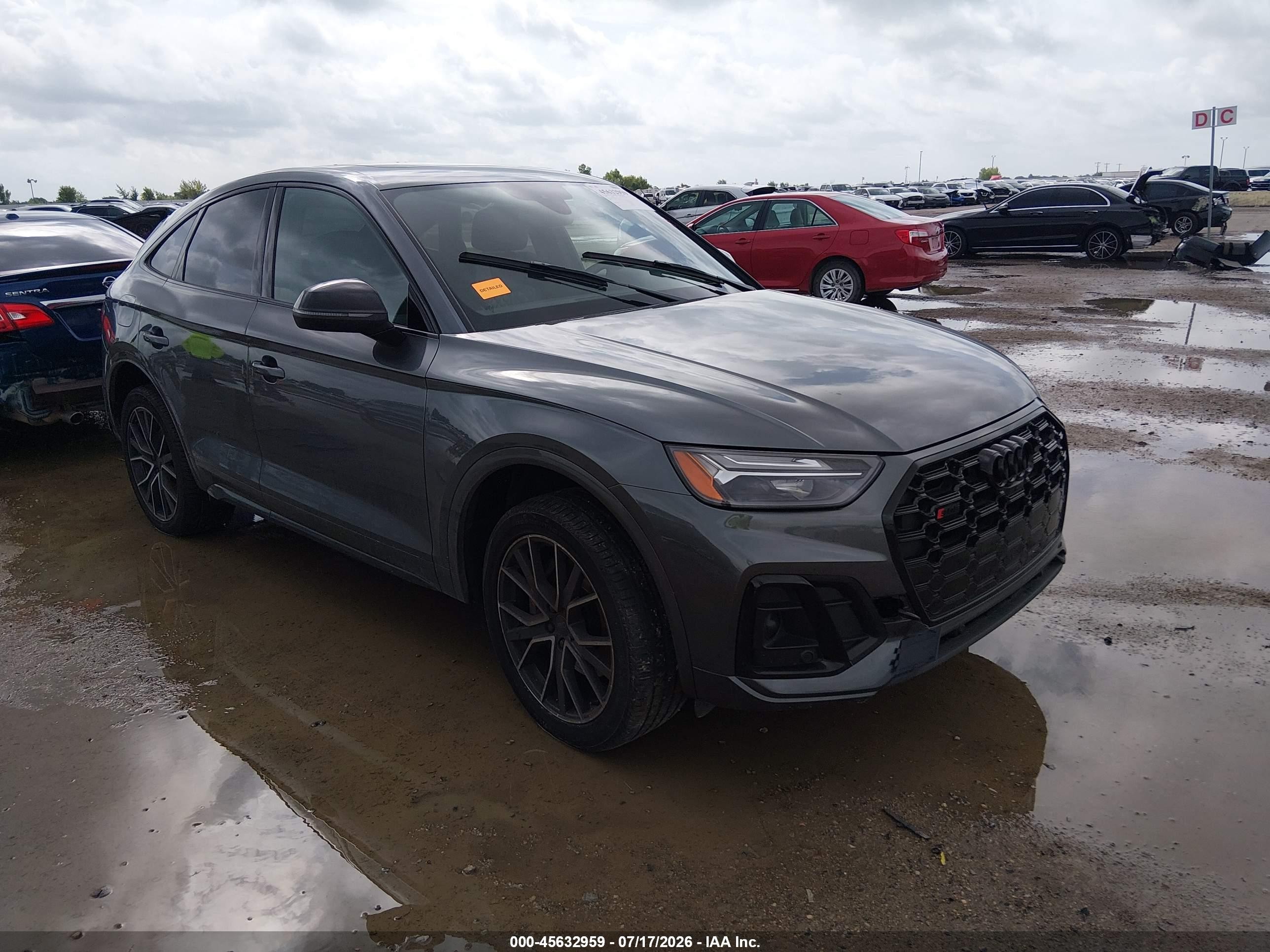 2024 Audi SQ5 Sportback Premium Plus, VIN WA124AFY2R2113136 — Вода / потоп