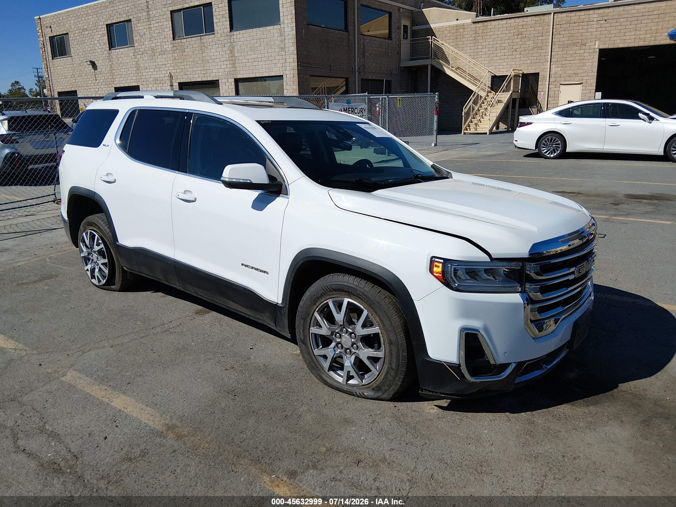 2020 GMC Acadia SLT, VIN 1GKKNMLS5LZ160250 — Front end