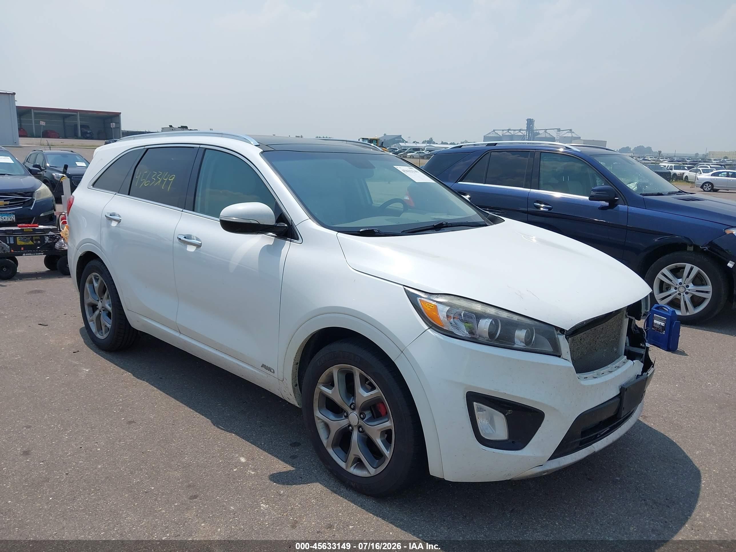 2016 Kia Sorento SX, VIN 5XYPKDA59GG095799 — Front end