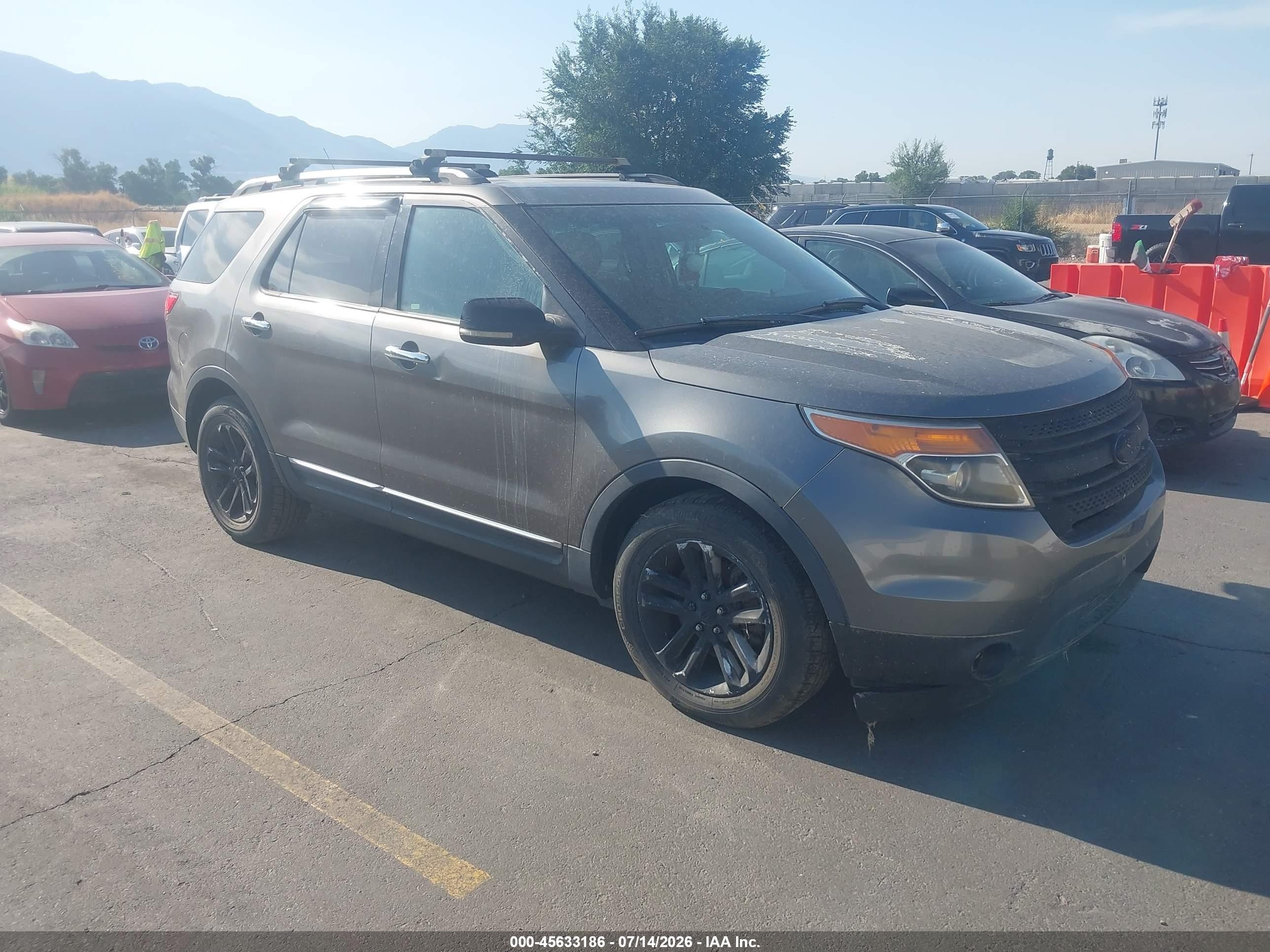 2012 Ford Explorer XLT, VIN 1FMHK7D88CGA48813 — Normal wear