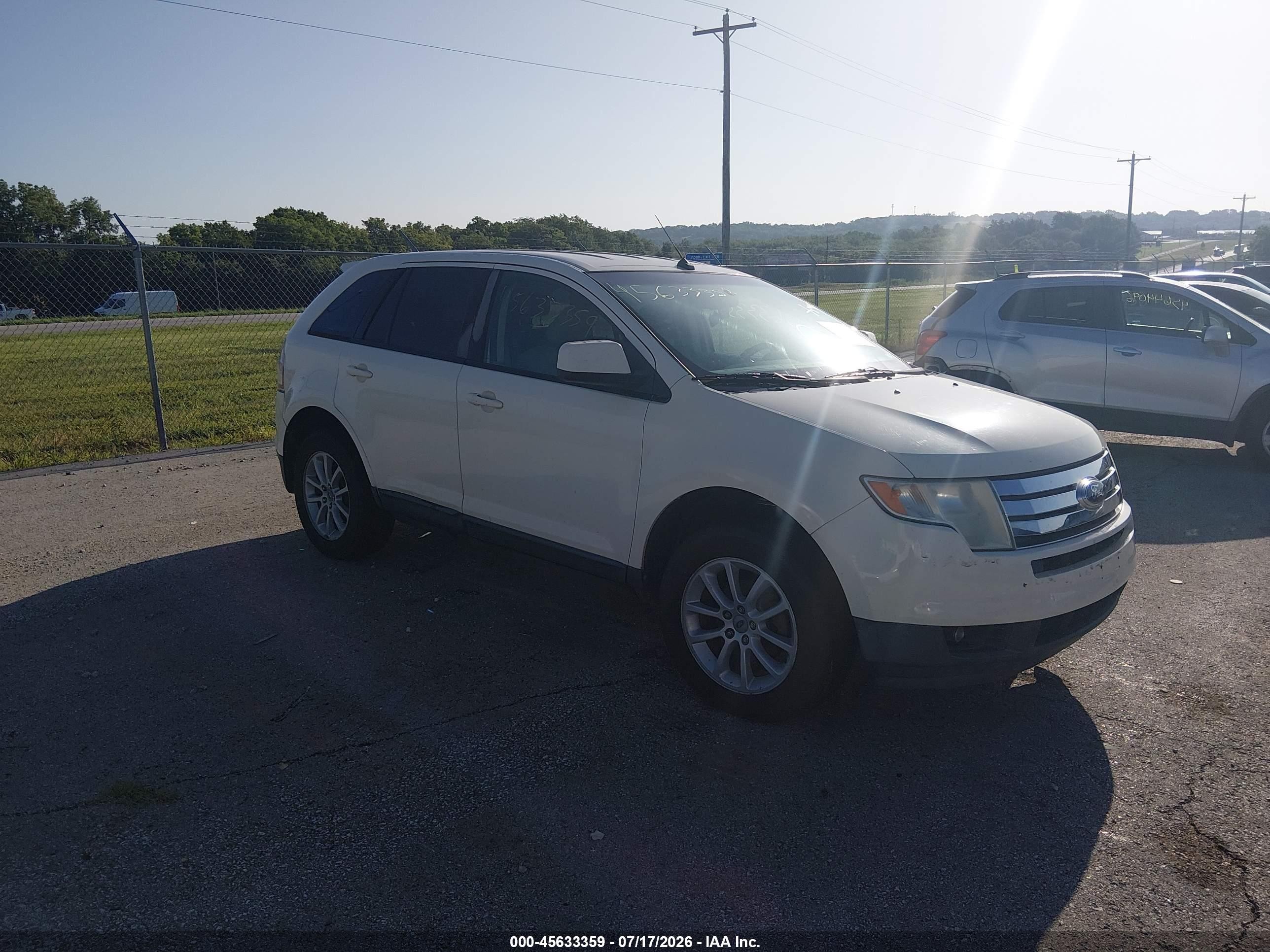 2007 Ford Edge SEL, VIN 2FMDK38CX7BA52879 — Normal wear