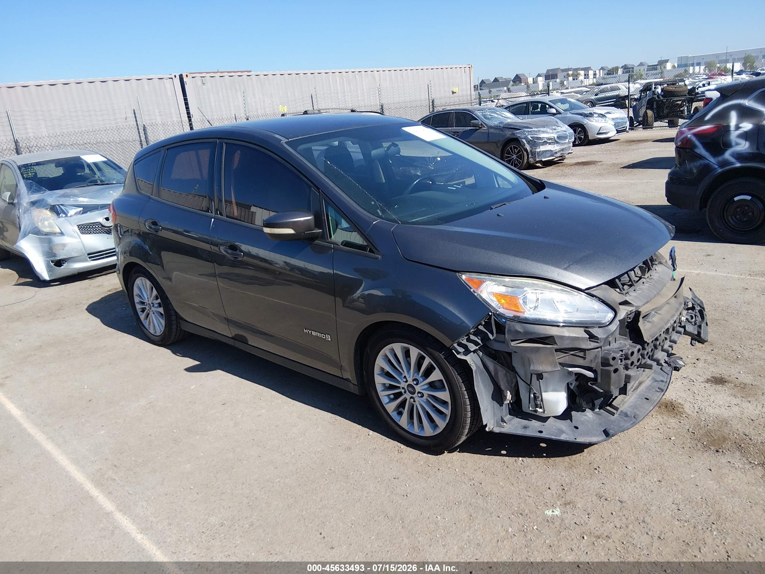 2017 Ford C-Max SE, VIN 1FADP5AU3HL110925 — Перед