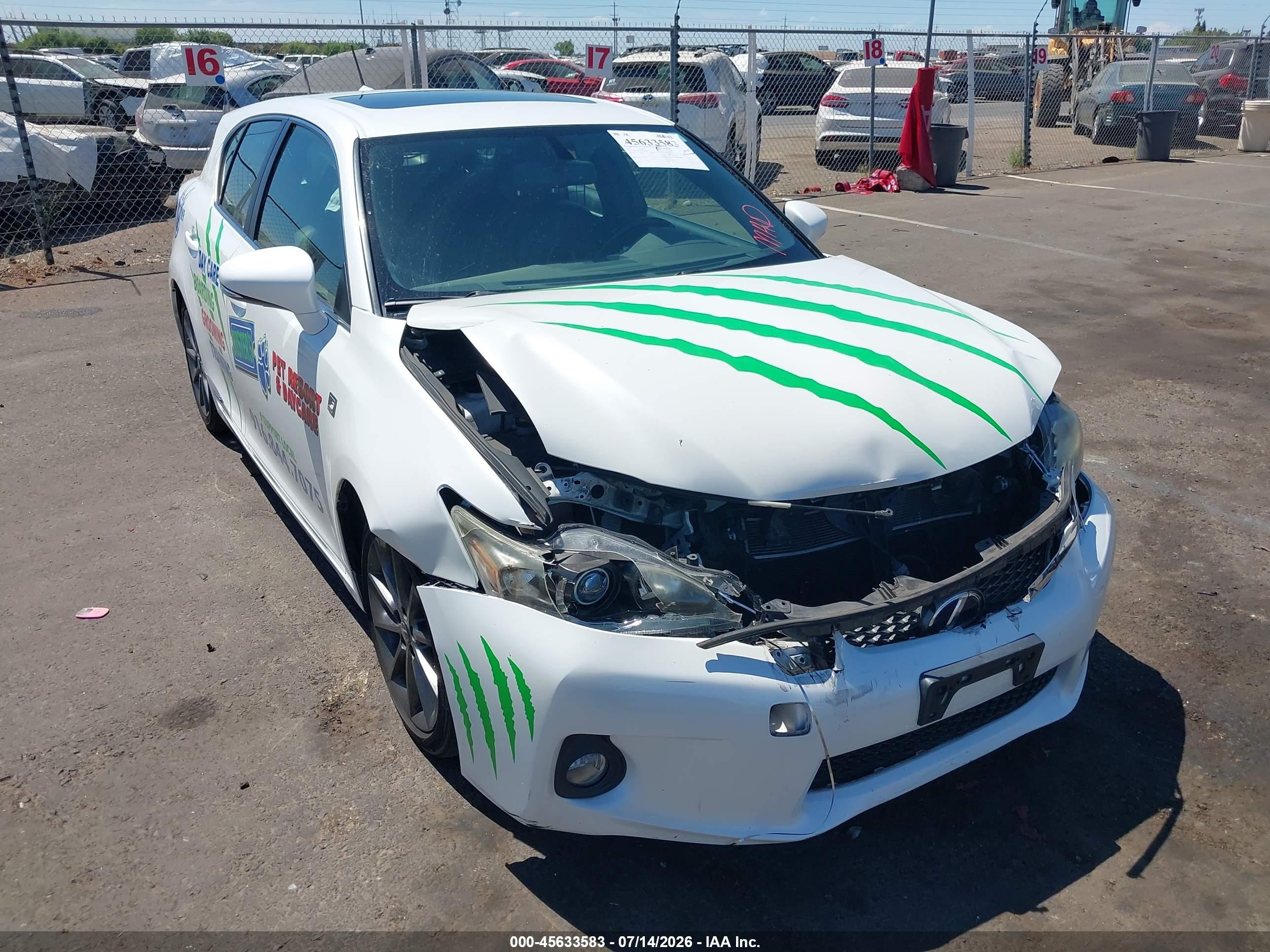 2012 Lexus CT 200h Premium, VIN JTHKD5BH5C2092842 — Front end