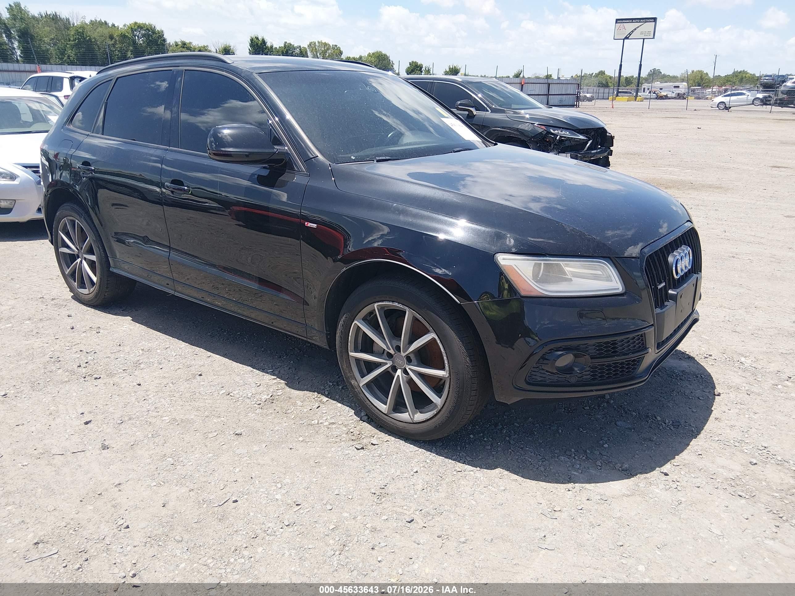 2016 Audi Q5 Premium Plus, VIN WA1D7AFP9GA011939 — Normal wear