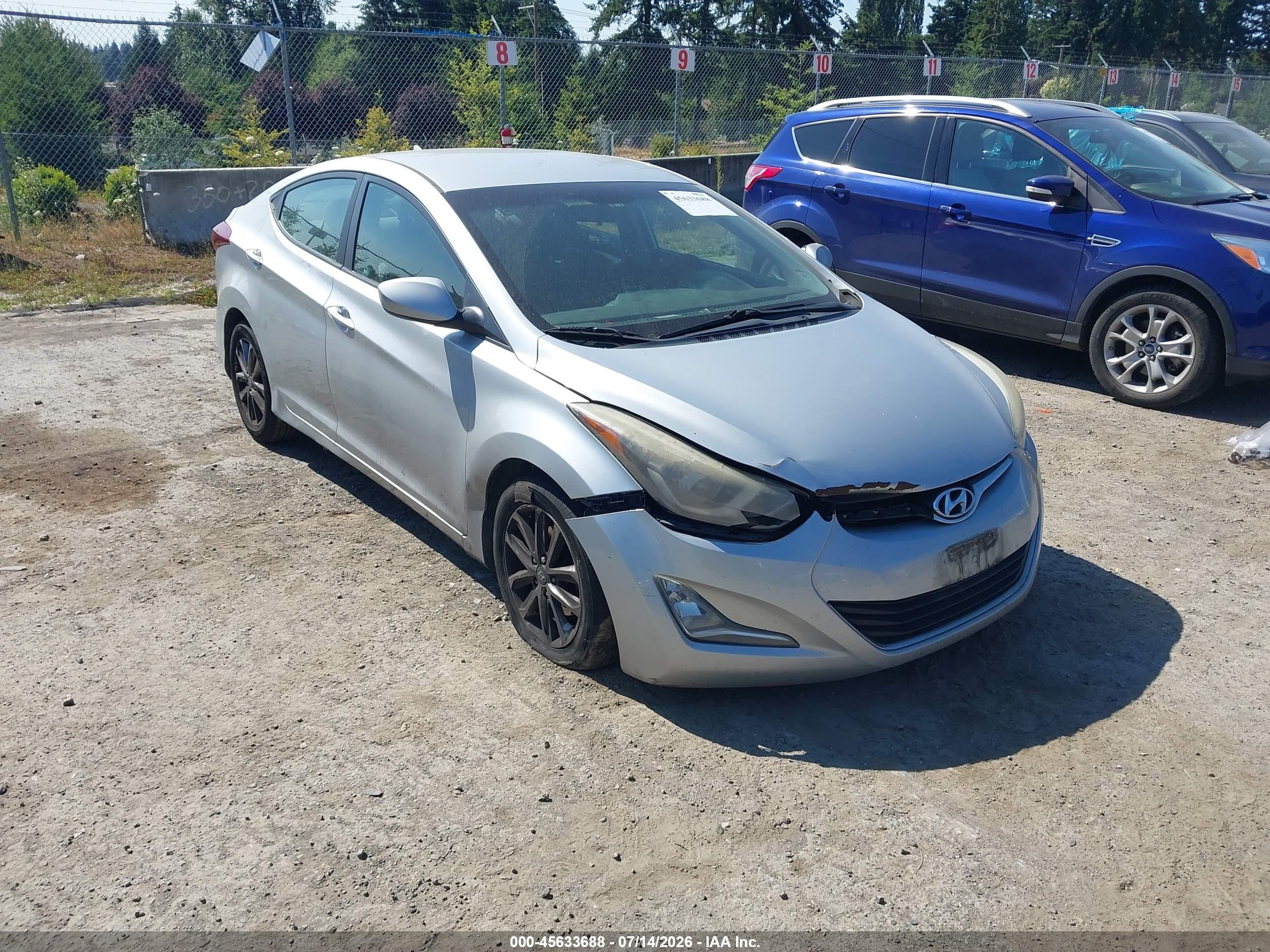 2014 Hyundai Elantra SE, VIN 5NPDH4AE6EH466019 — Normal wear