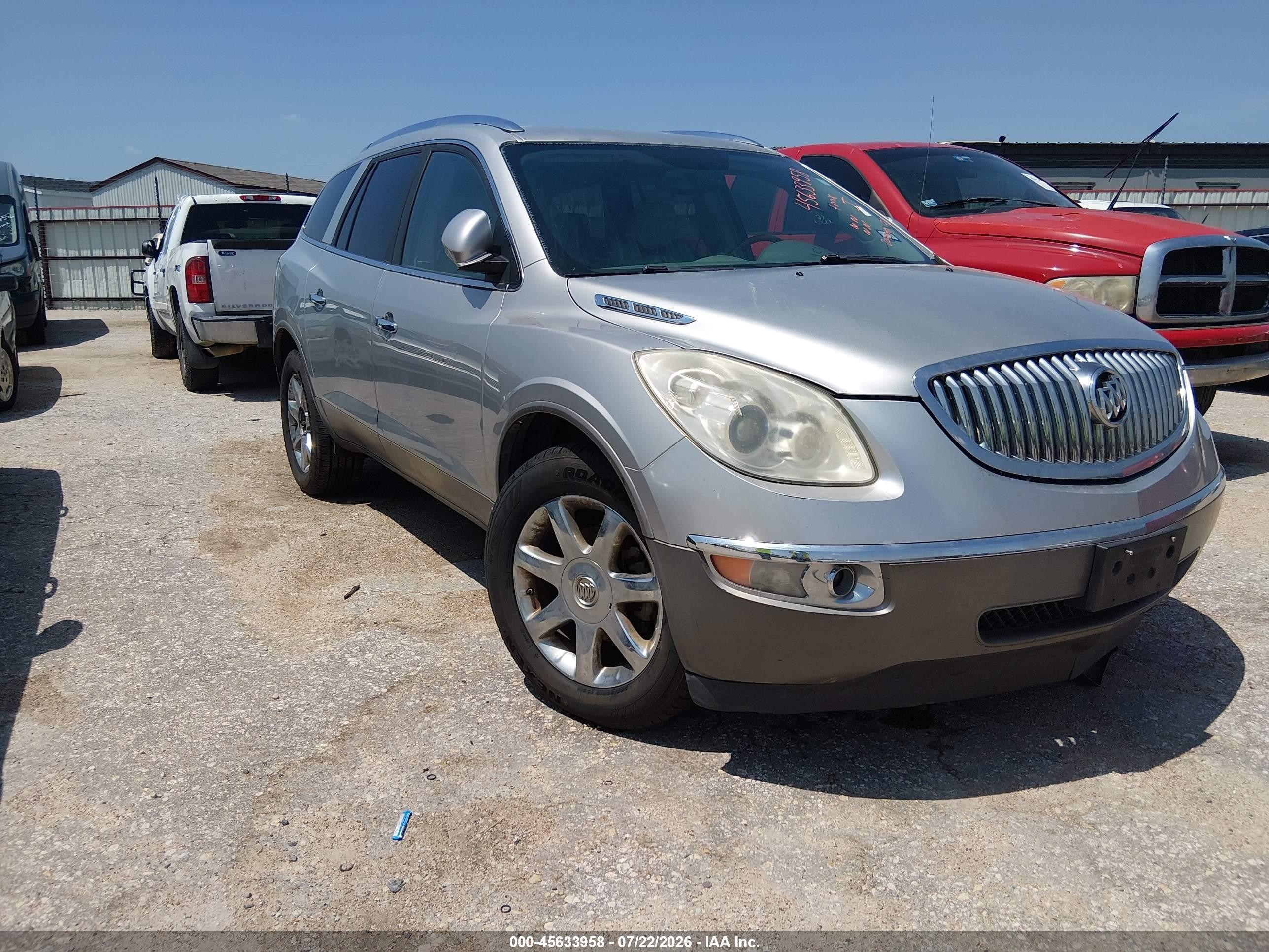 2008 Buick Enclave CXL, VIN 5GAER23788J153359 — Normal wear