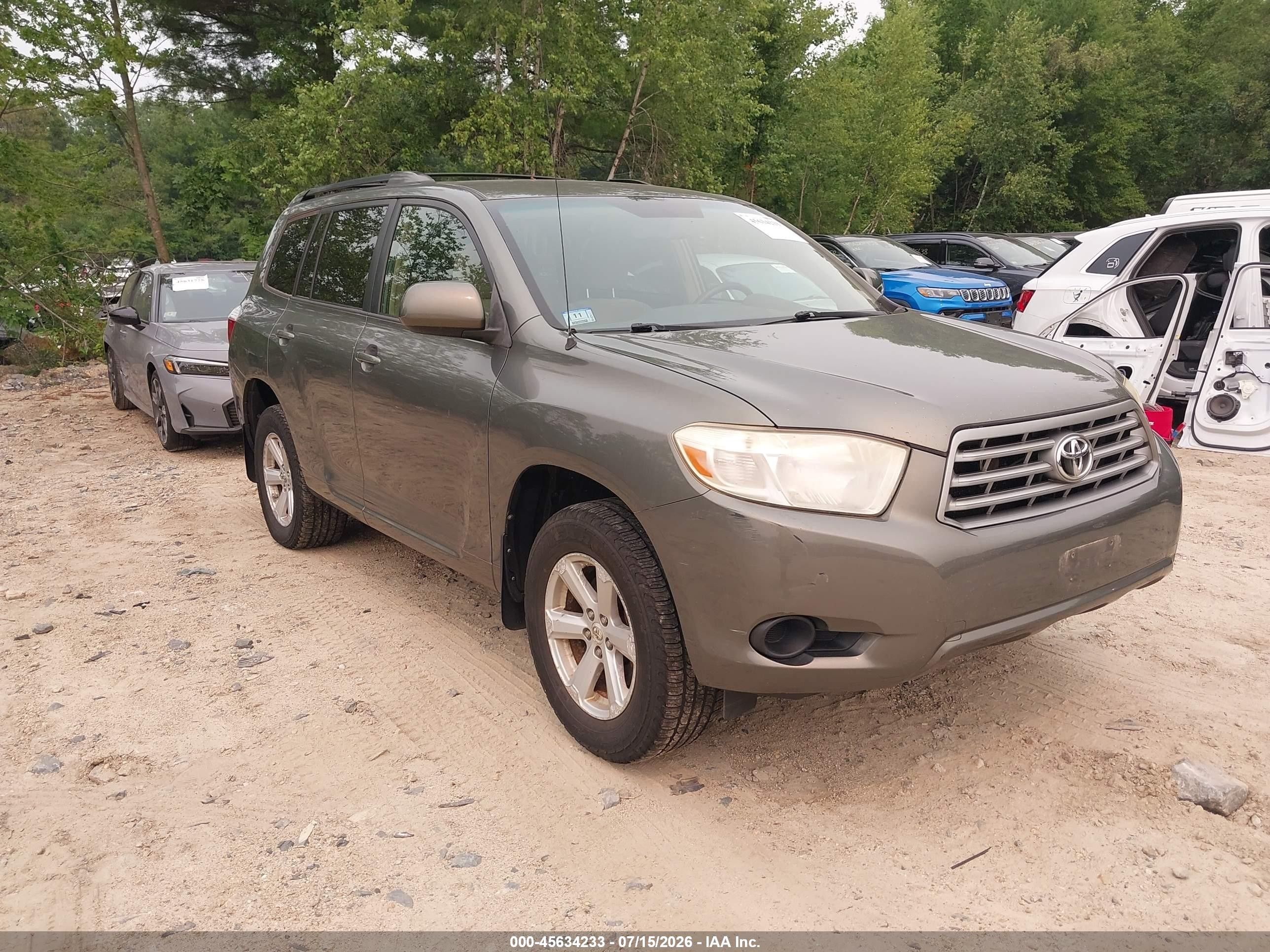 2008 Toyota Highlander, VIN JTEDS41A682016970 — Normal wear