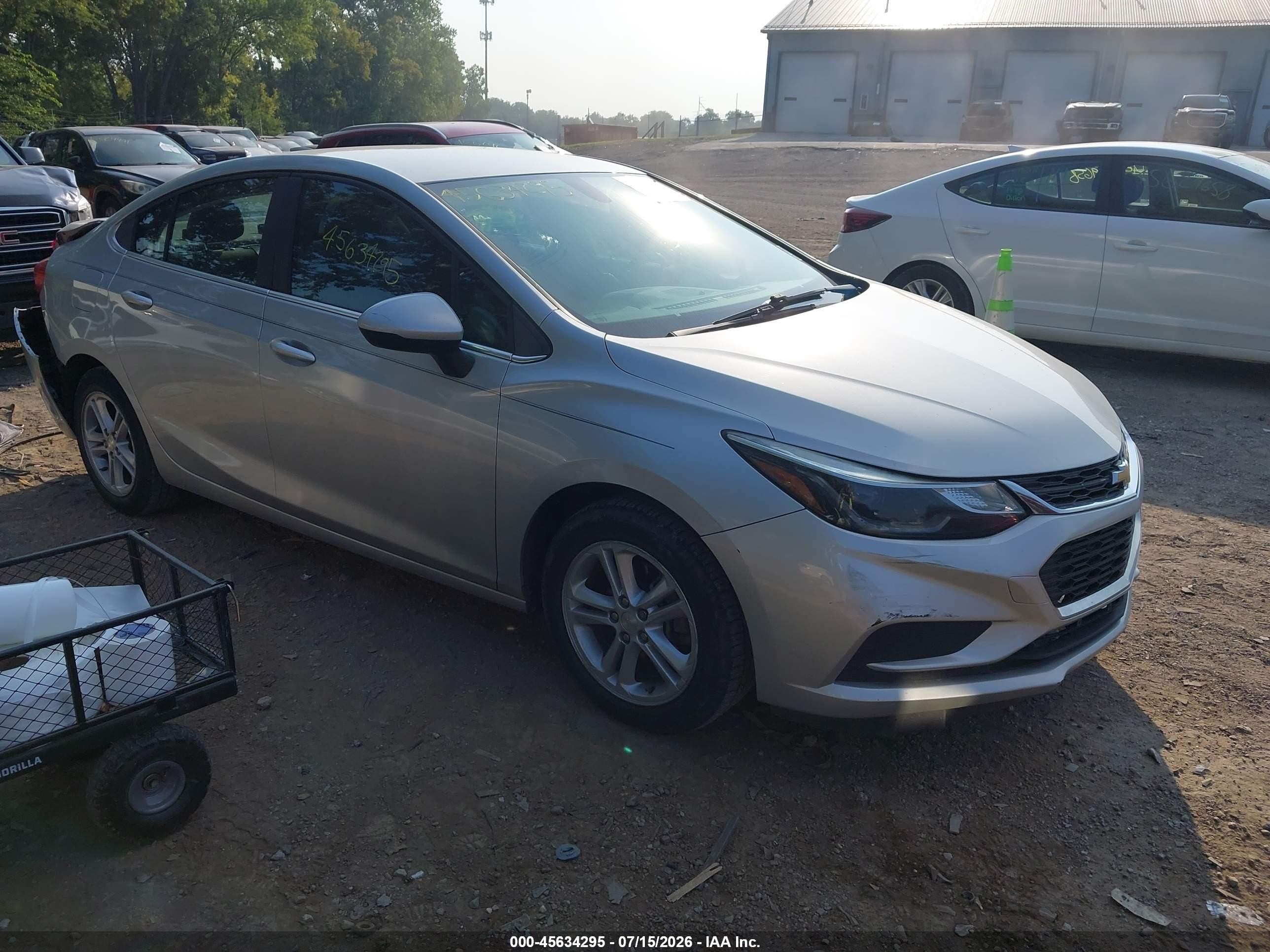 2016 Chevrolet Cruze LT, VIN 1G1BE5SM9G7232484 — Rear end