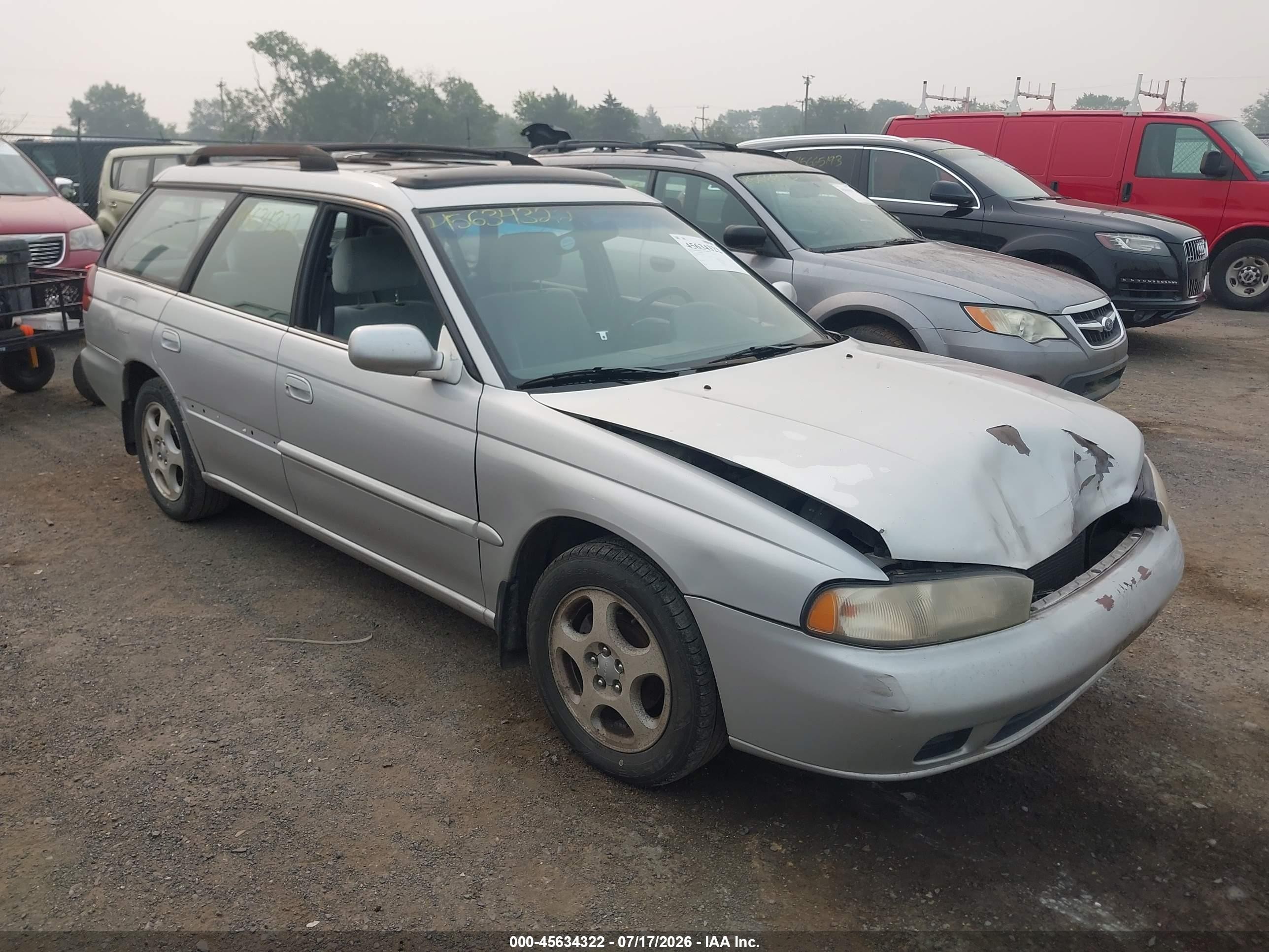 1995 Subaru Legacy LS, VIN 4S3BK6552S7339377 — Front end