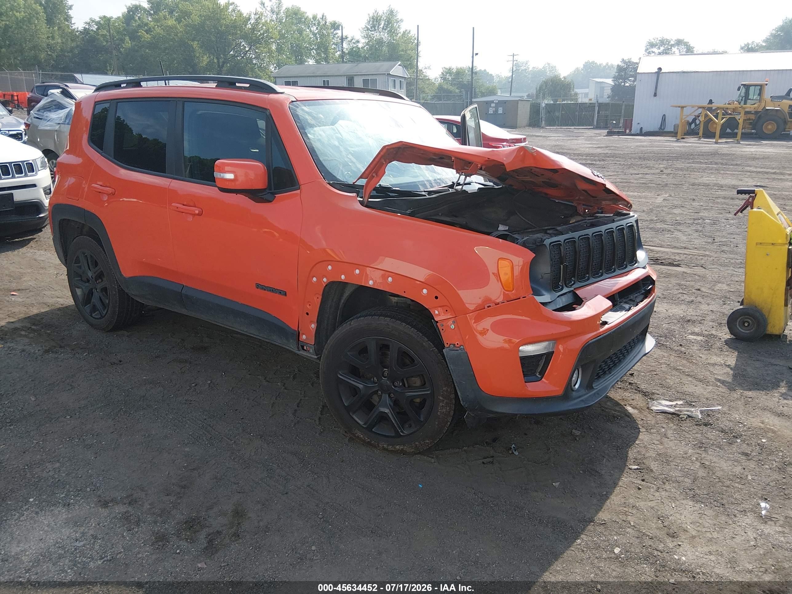2019 Jeep Renegade Latitude, VIN ZACNJBBB6KPJ93181 — Перед