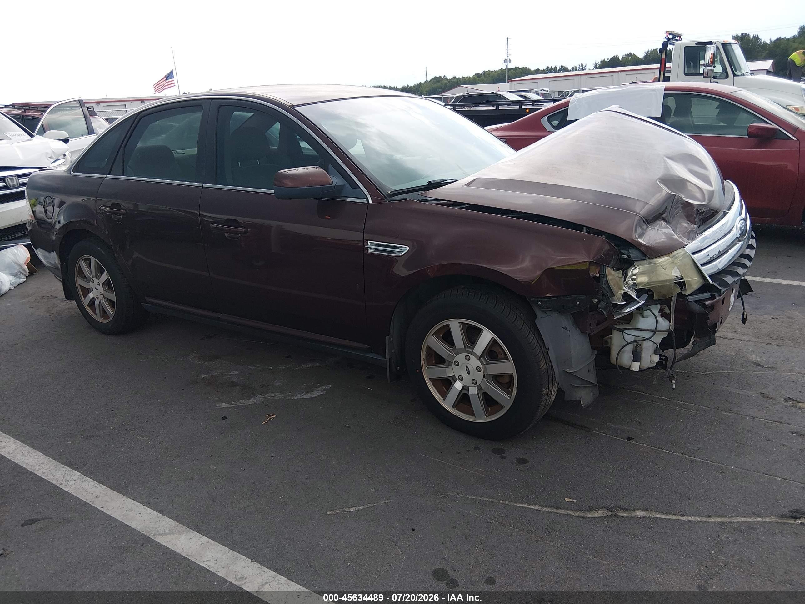 2009 Ford Taurus SEL, VIN 1FAHP24WX9G120116 — Front end