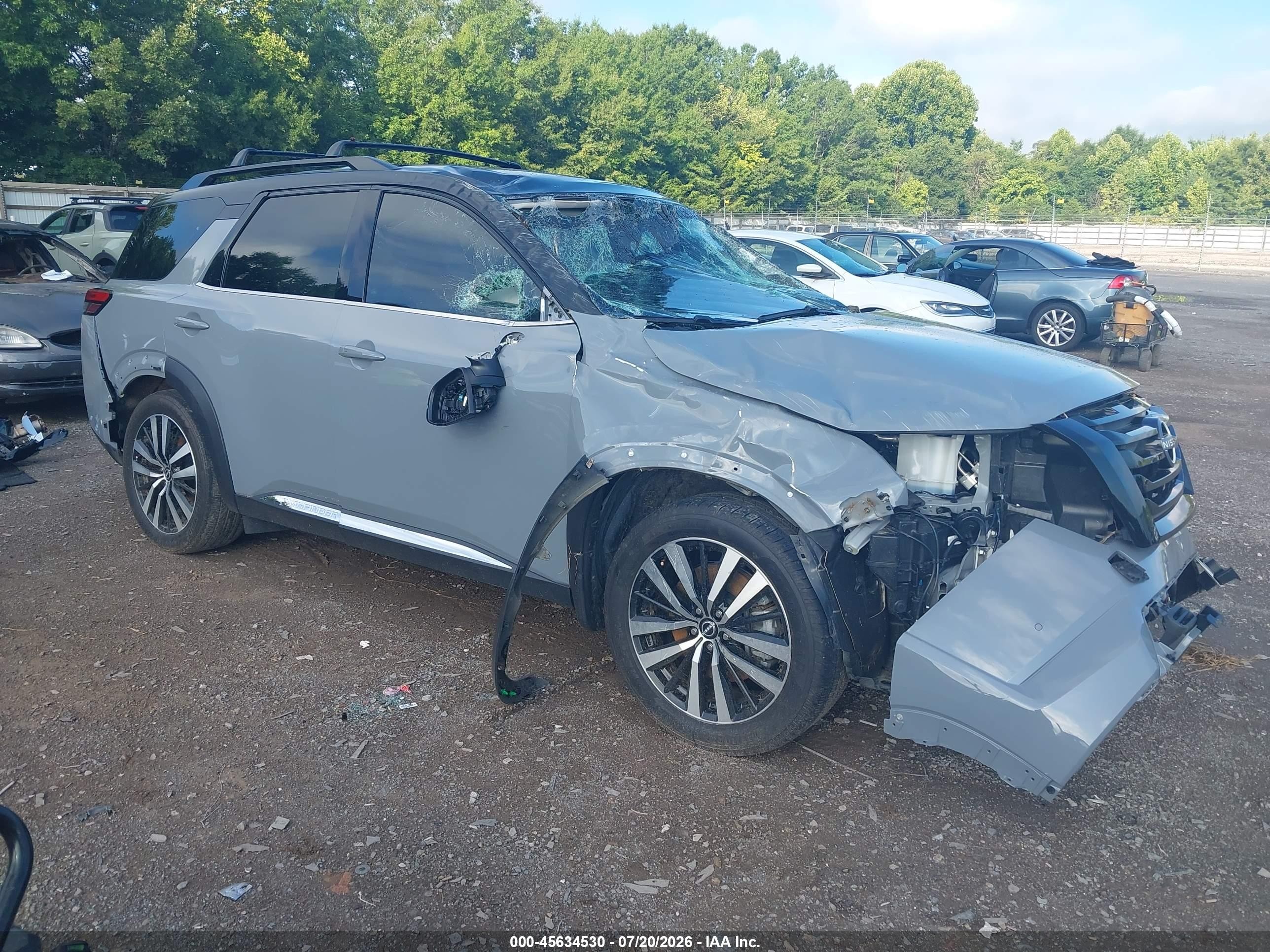 2025 Nissan Pathfinder Platinum, VIN 5N1DR3DH4SC212888 — Front end