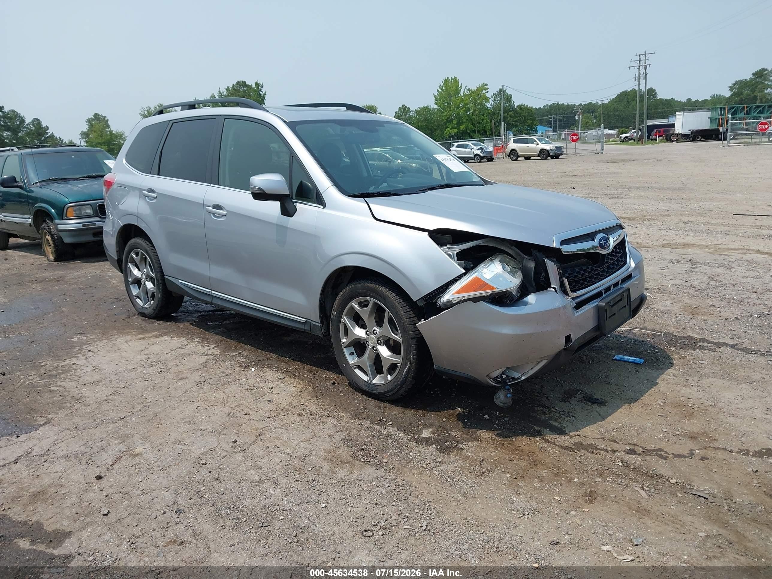 2016 Subaru Forester Touring, VIN JF2SJAXC9GH431512 — Перед